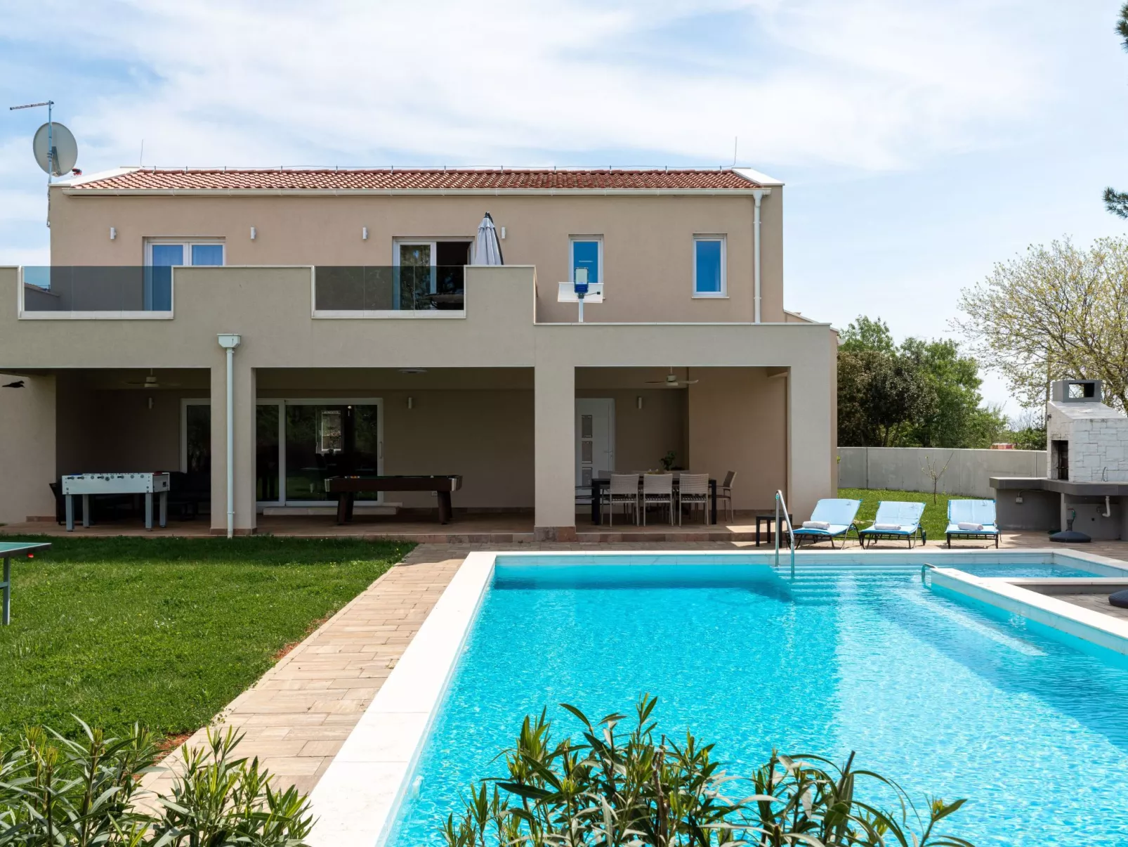 Villa Arancin-Draußen