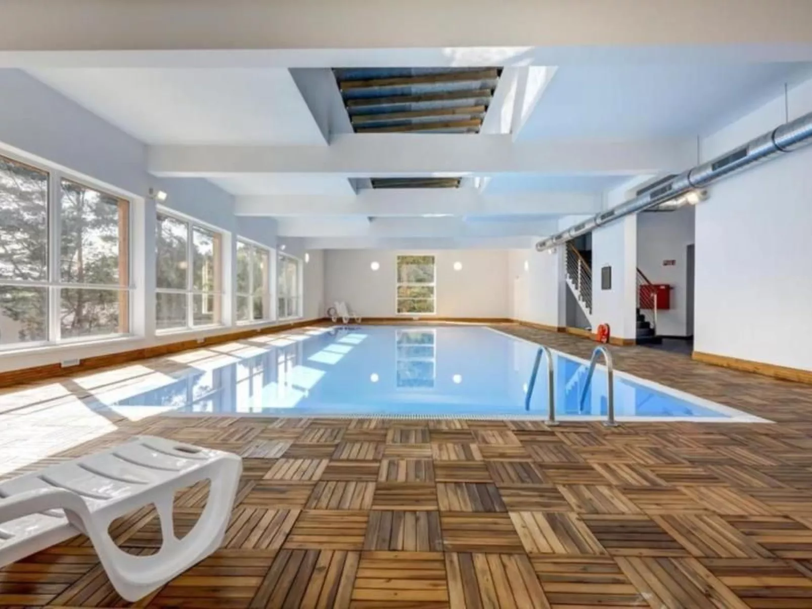 Studio-Wohnung "Apartment 16B" mit Schwimmbad-Drinnen