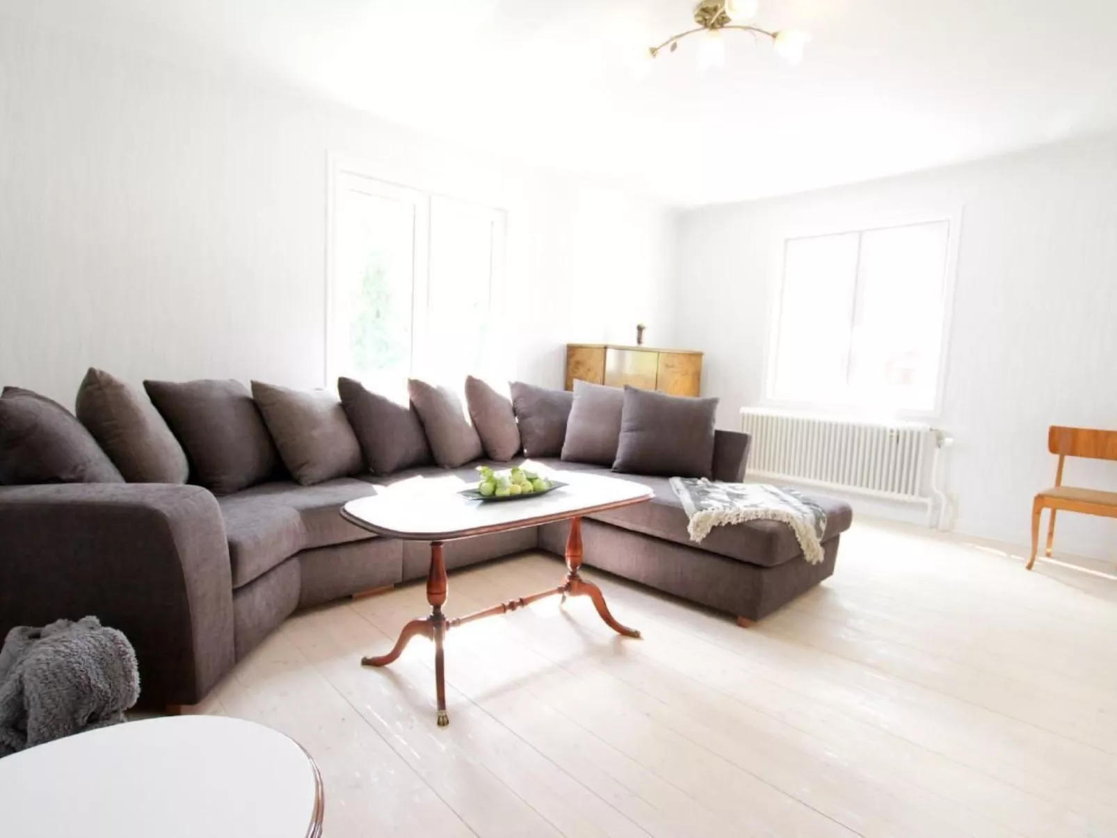 Mit Wasserblick-Drinnen