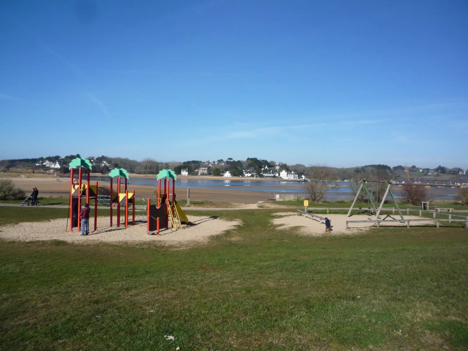 Eine kleine Oase der Ruhe am Meer-Draußen