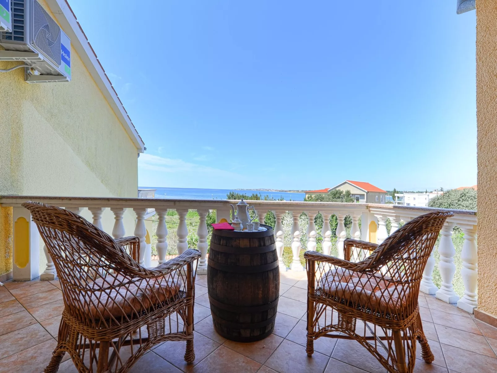 Wohnung "Astoria" mit Blick auf das Wasser-Draußen