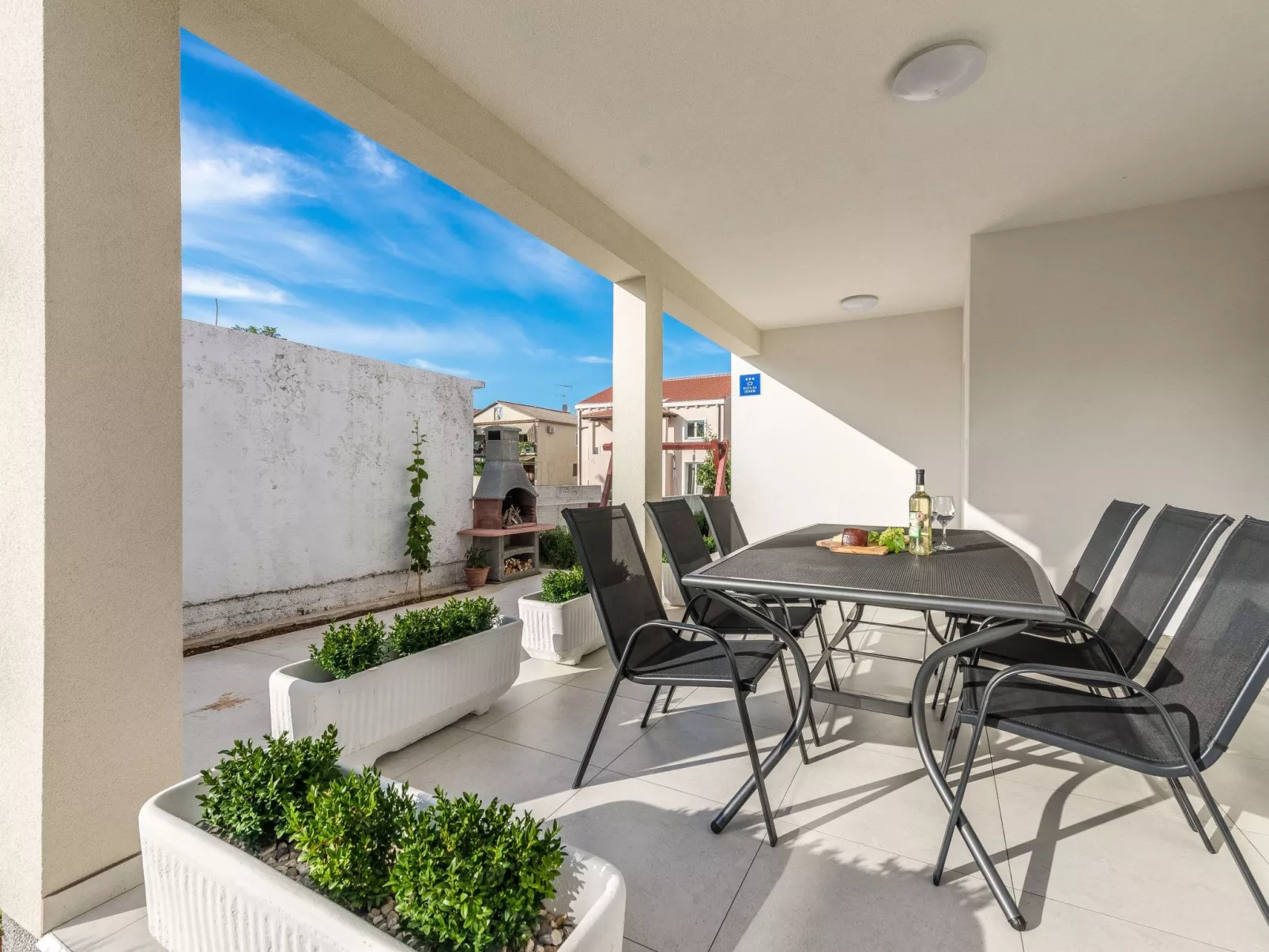 "Bajlo" direkt am Strand-Draußen