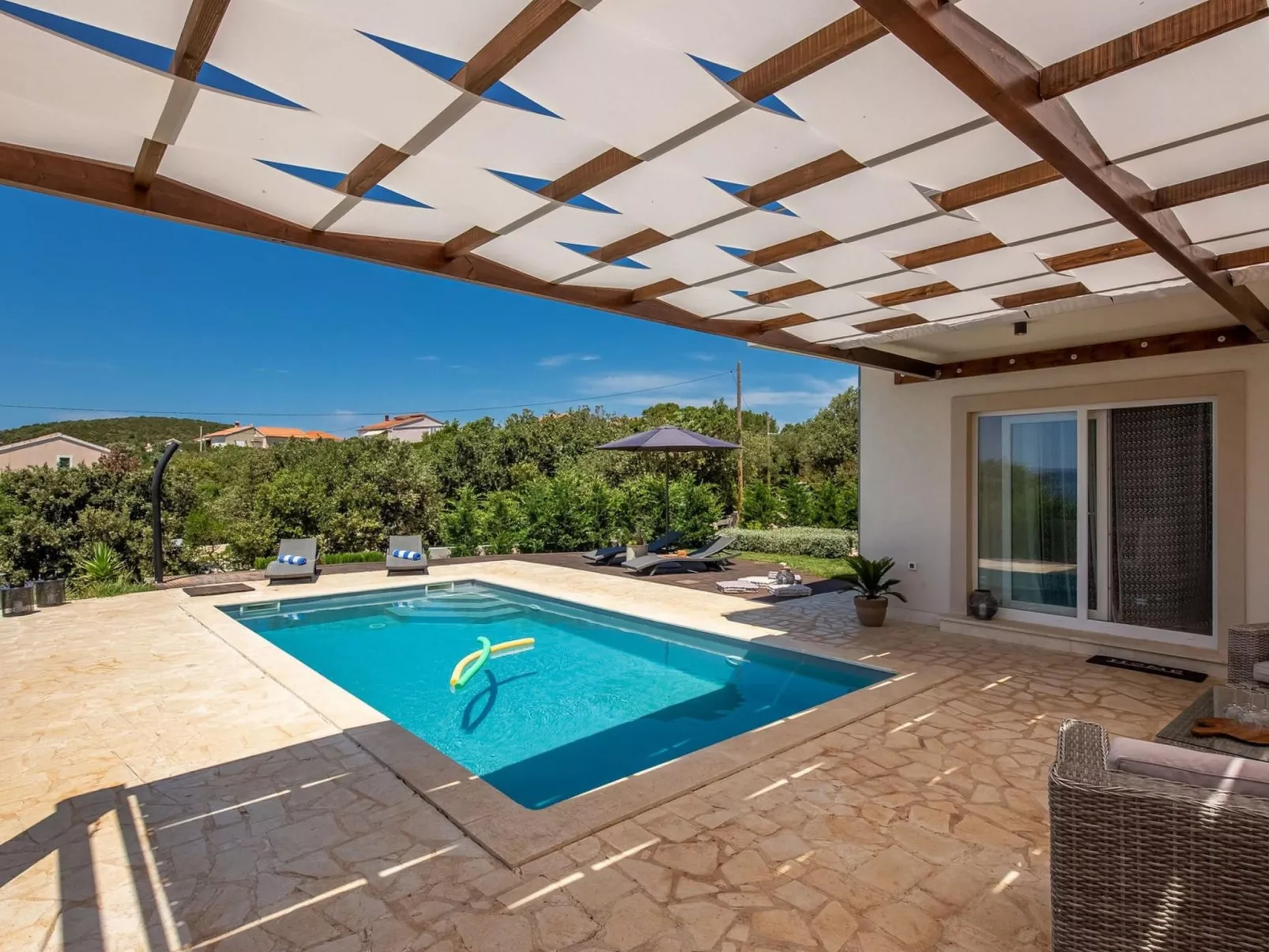 Villa Gellia-Draußen