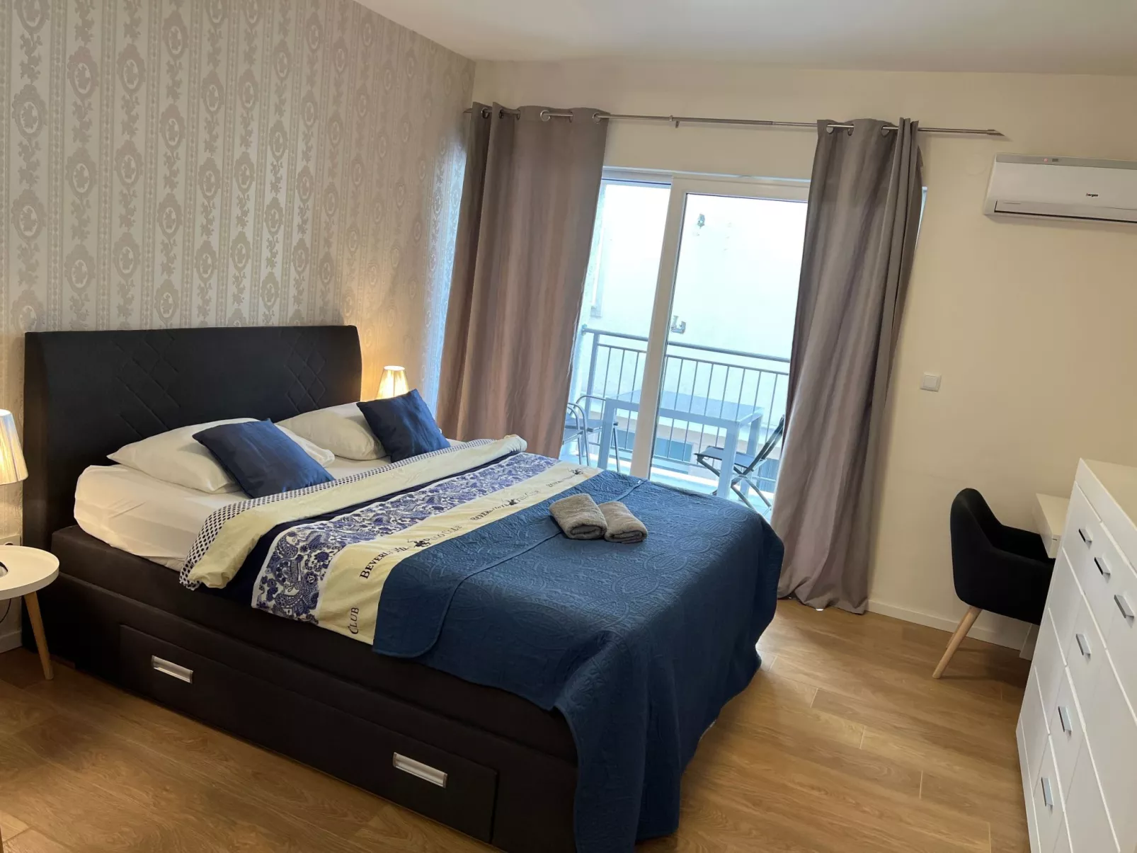 Studio-Wohnung am Meer Marina Mel-Drinnen