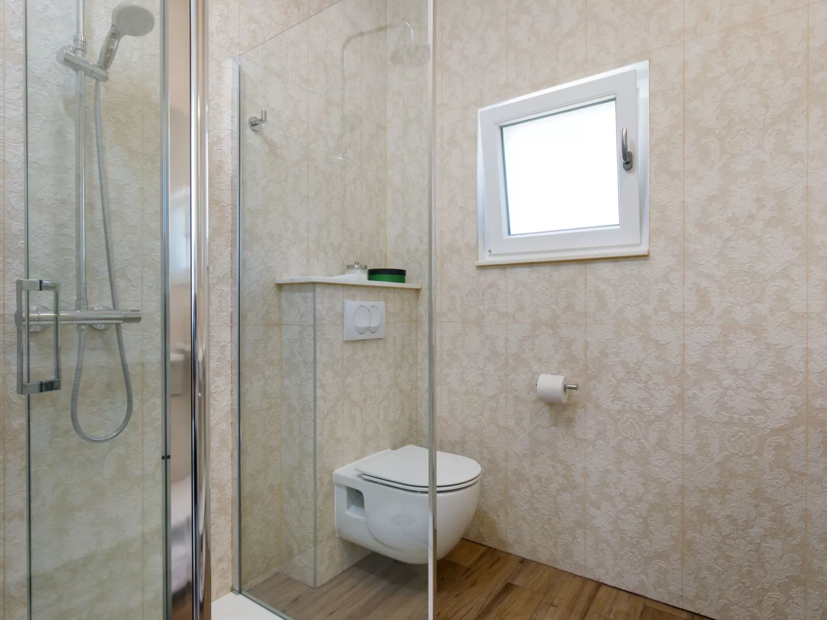 "Villa Anadea" mit Whirlpool-Inside