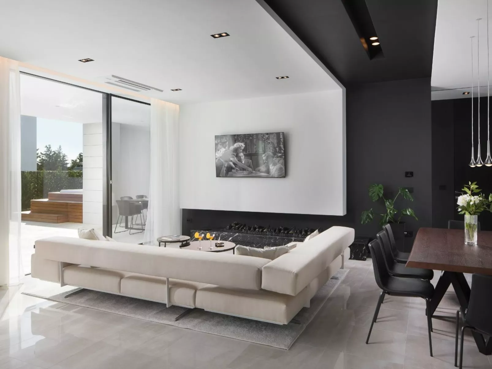 Villa Opera-Image-tags.info