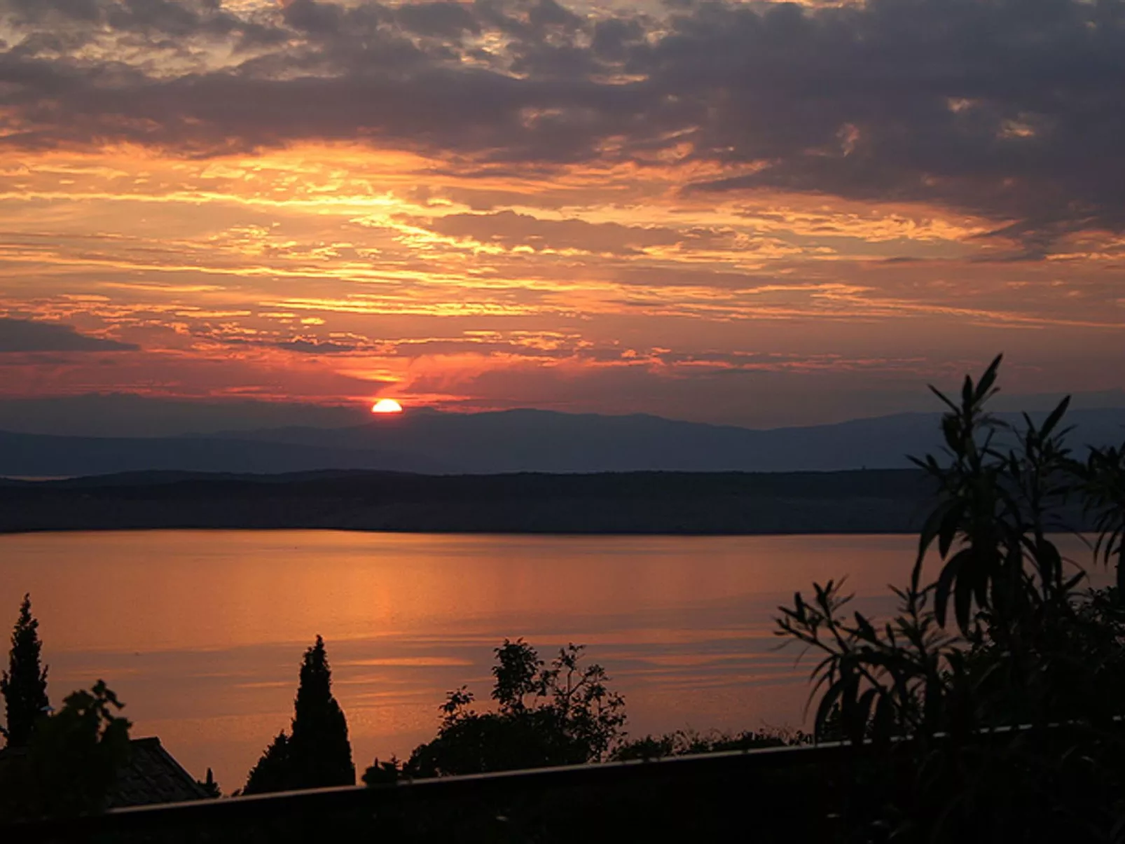 Haus La Dostana-Outside