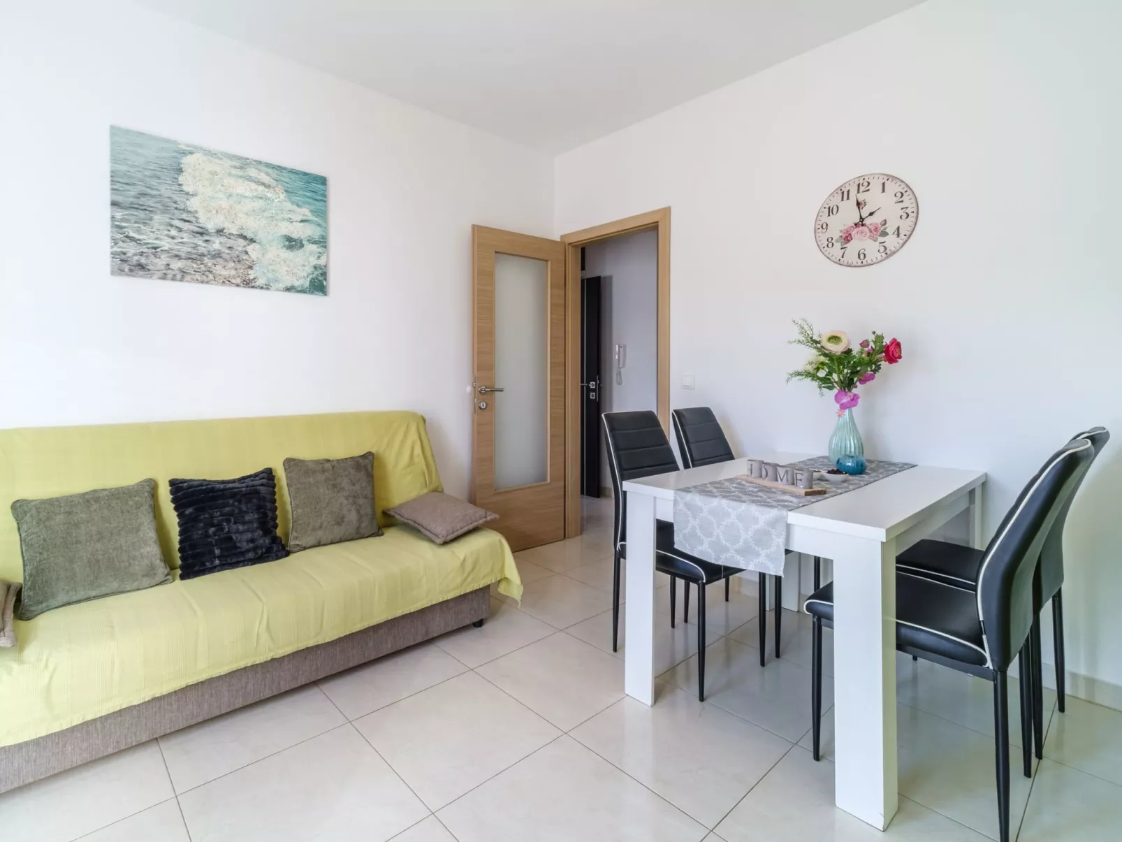 Für 5 Personen ca. 45 m&sup2; in Supetar, Adriaküste Kroatien (Kroatische Insel-Drinnen