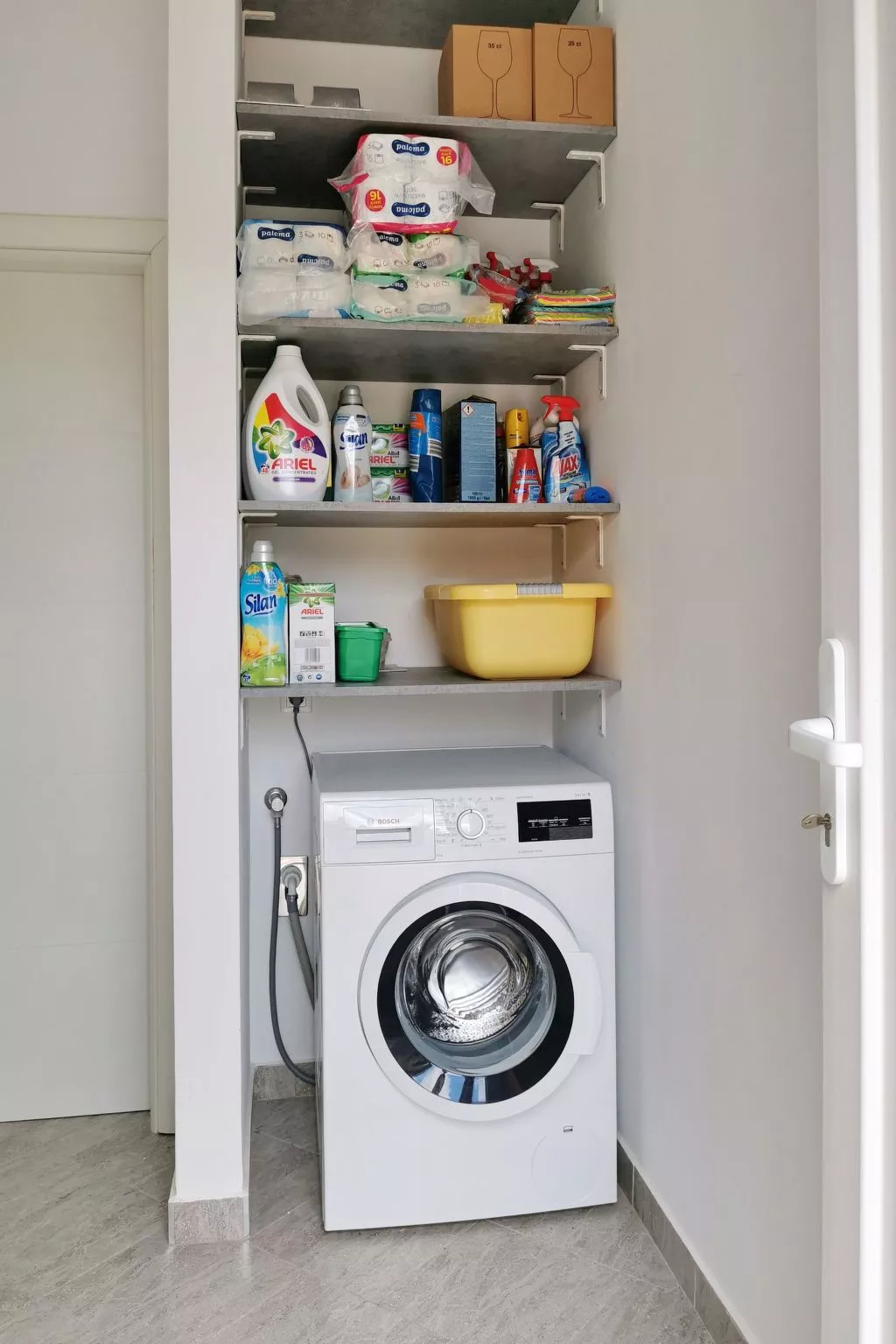 Studio Apartment More-Dedans