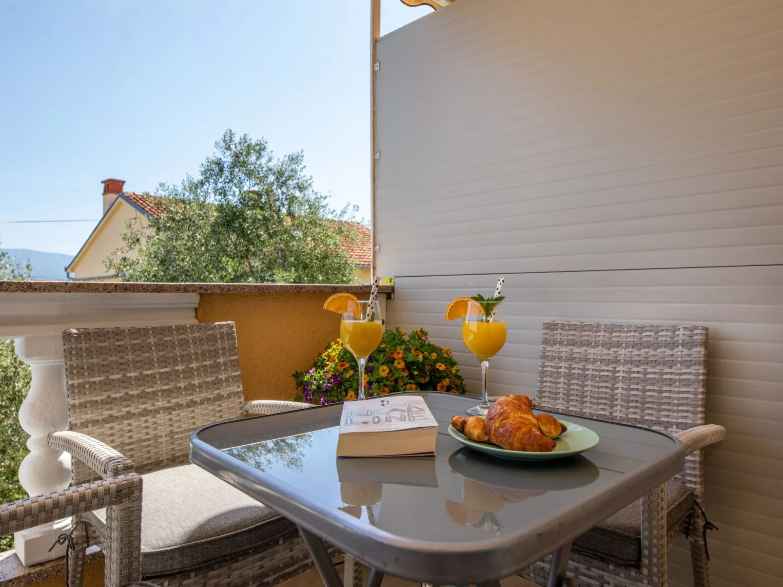 Für 2 Personen  + 1 Kind ca. 40 m&sup2; in Šilo, Adriaküste Kroatien (Kroatisch-Draußen