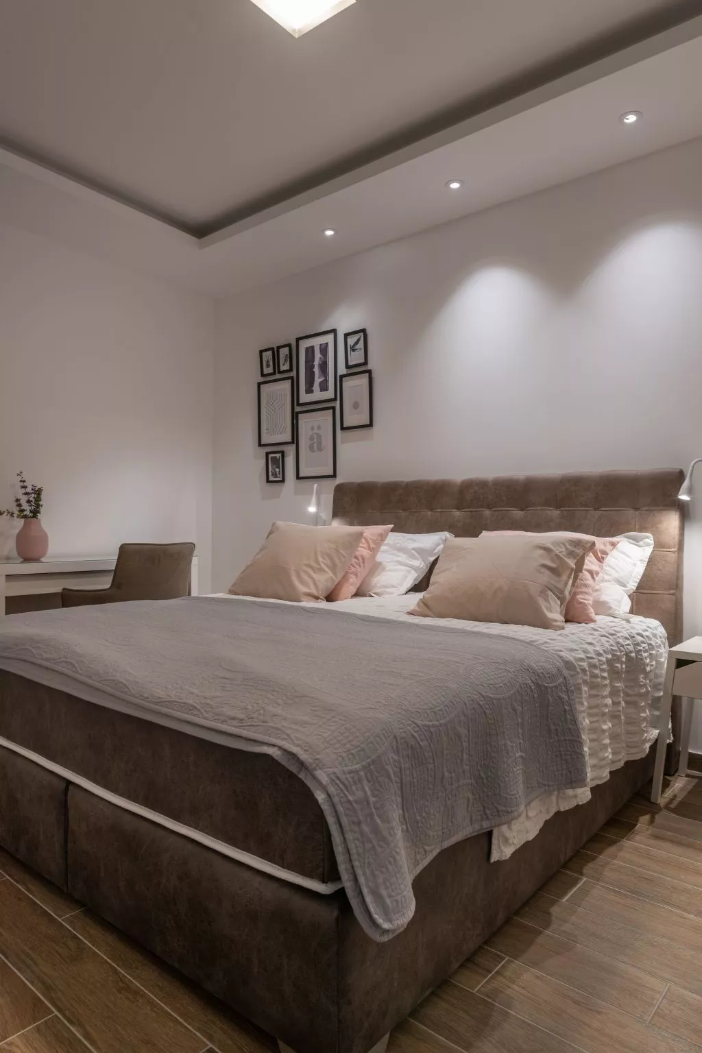 Luxuriöse Ferienvilla mit privatem Pool-Dedans