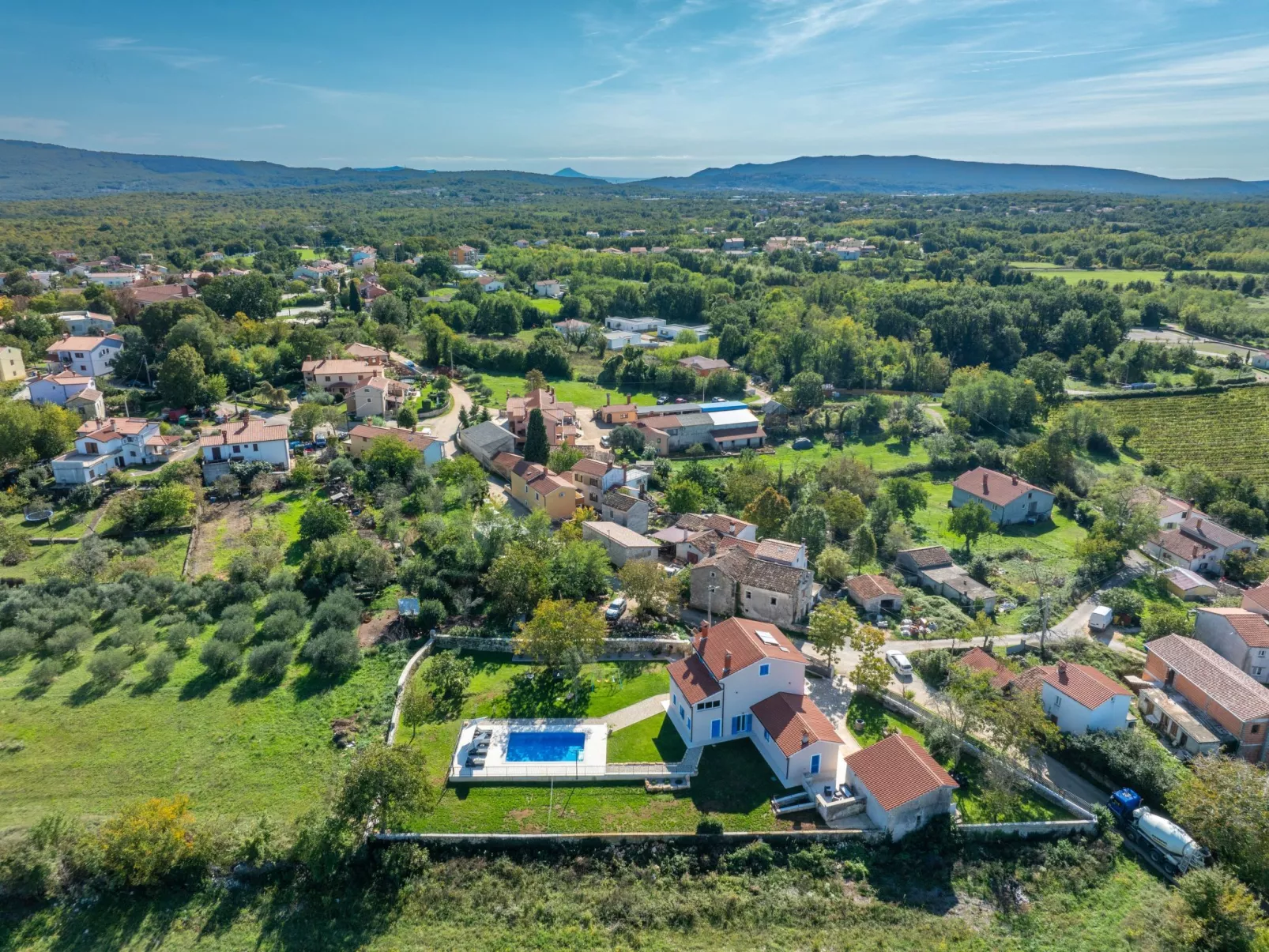 Villa "Francesca" mit Garten, Grill und Pool-Outside