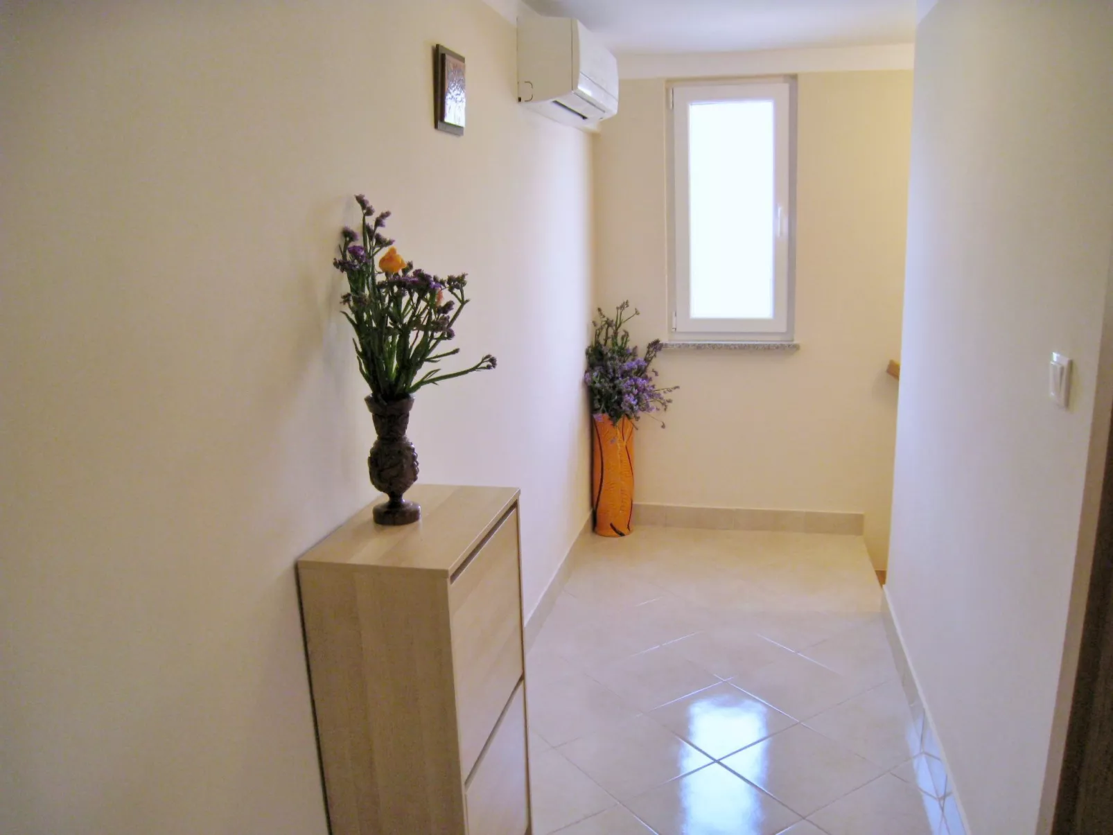 Apartment Nidisa-Dedans