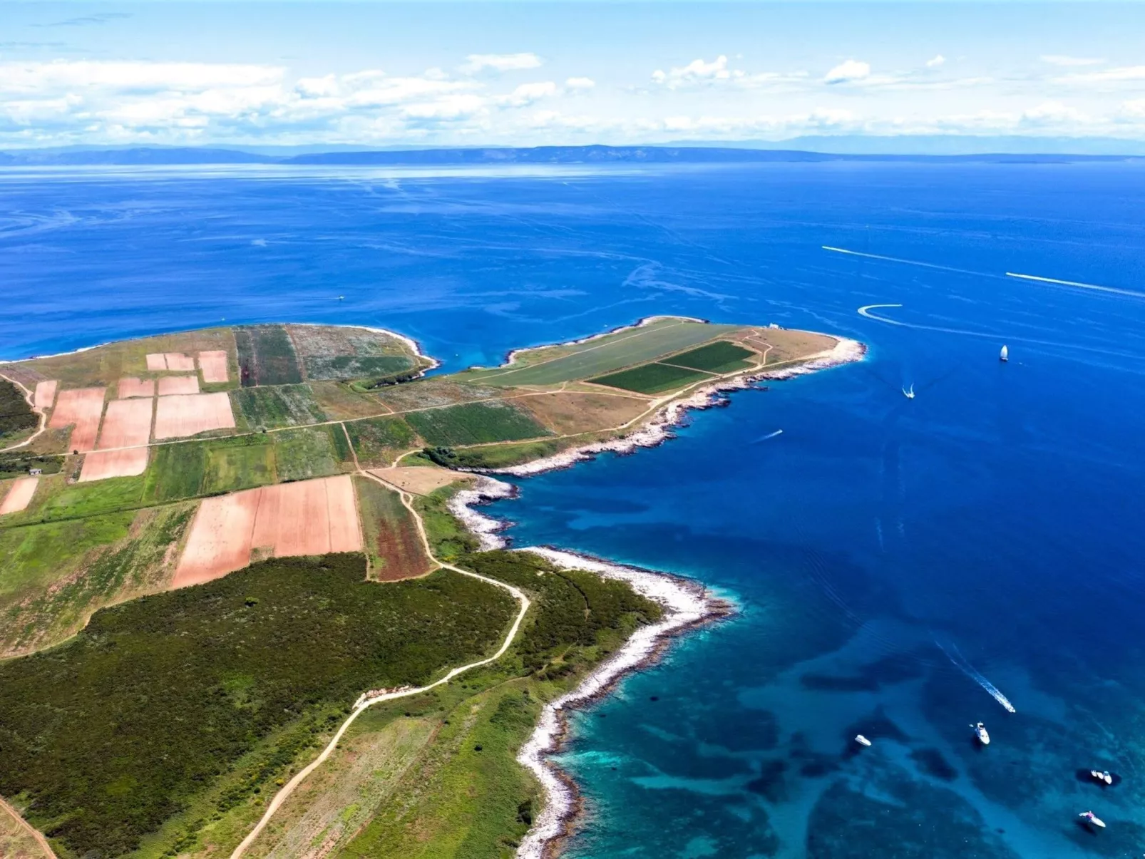 Wunderschöne Ferienwohnung in Ližnjan mit Garten, Grill und Terrasse-Dehors
