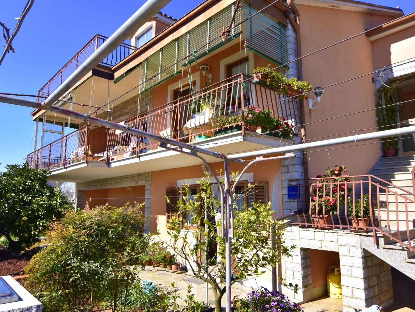 Apartment mit zwei Schlafzimmern in Strandnähe - Draußen