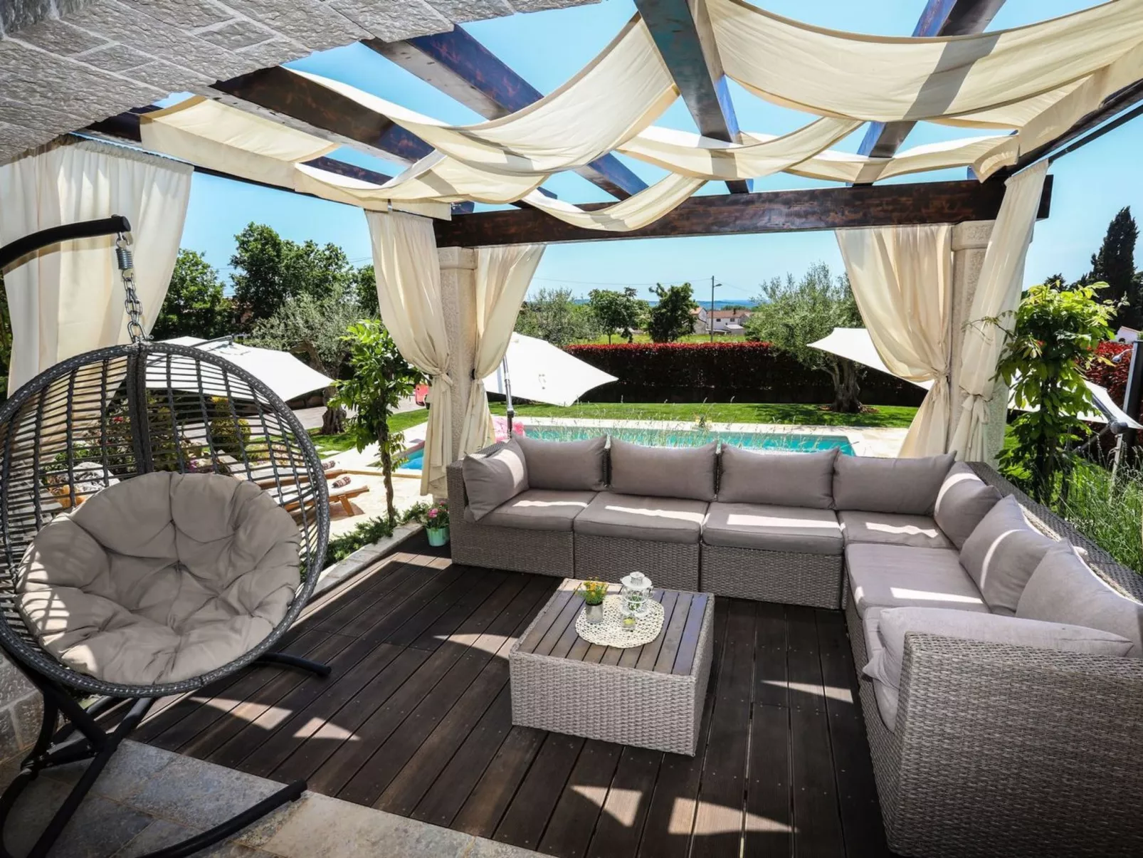 Villa Elizabet-Inside