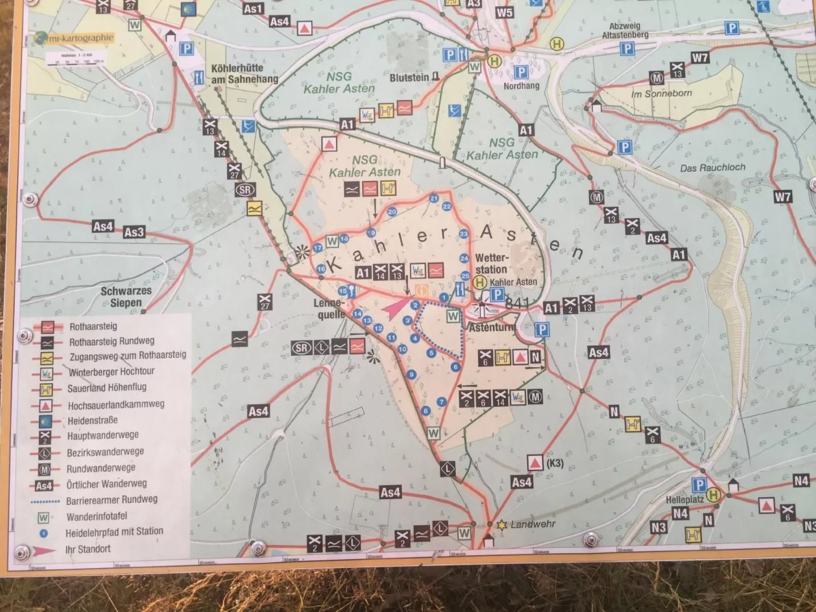 Berg- und Seeblick am Hillebachsee-Image-tags.info