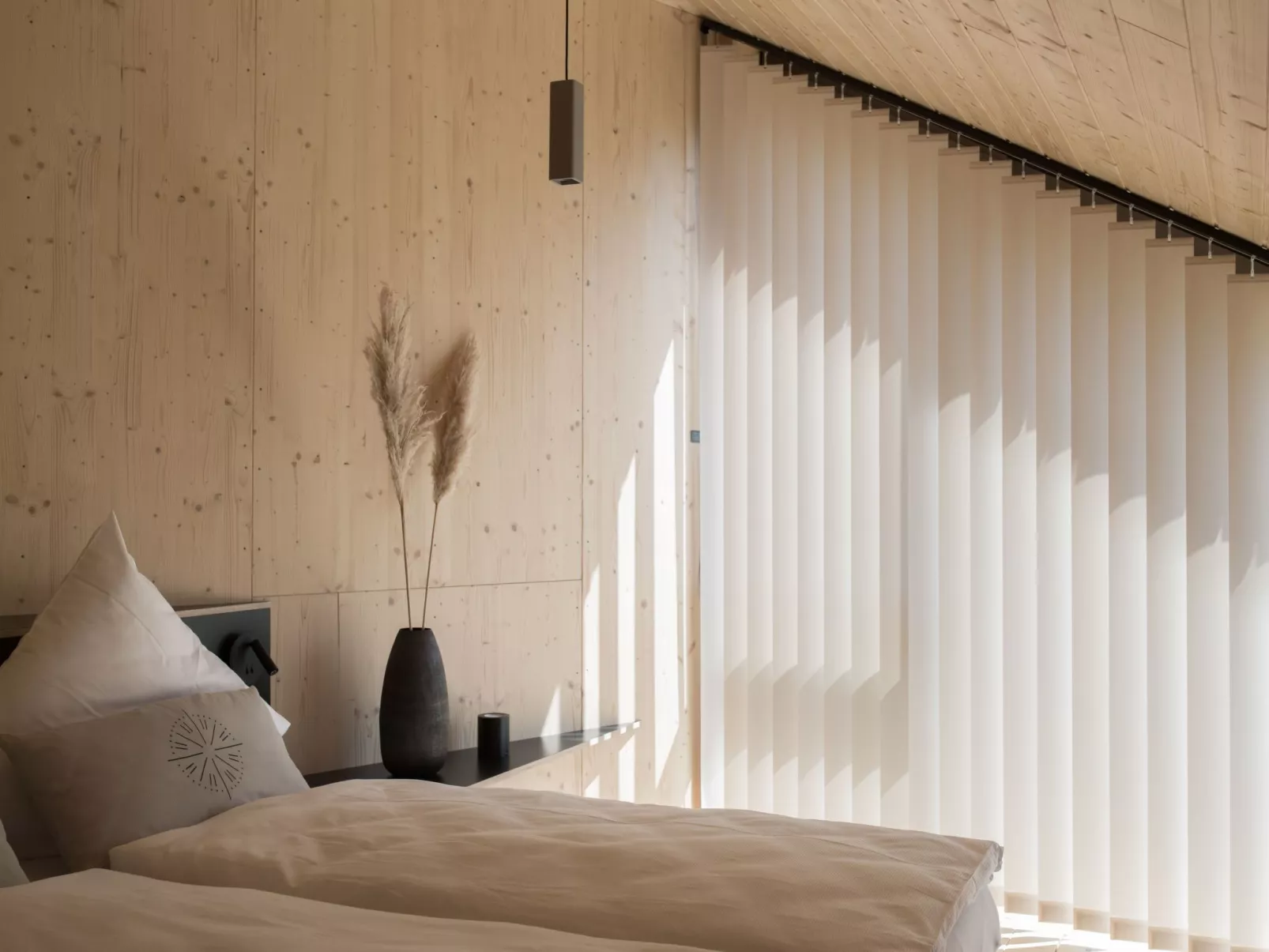 (X) Cabin Cozy-Inside