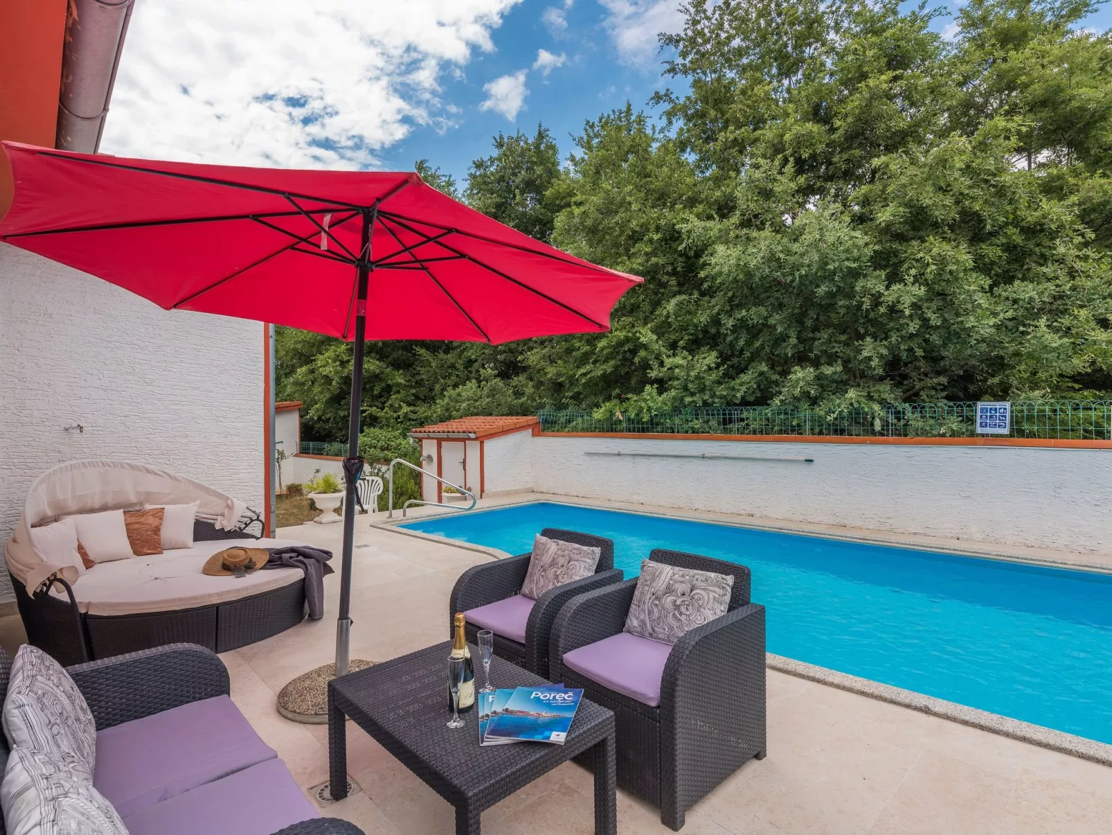 Charmante Familienvilla, in der Hunde willkommen sind-Drinnen