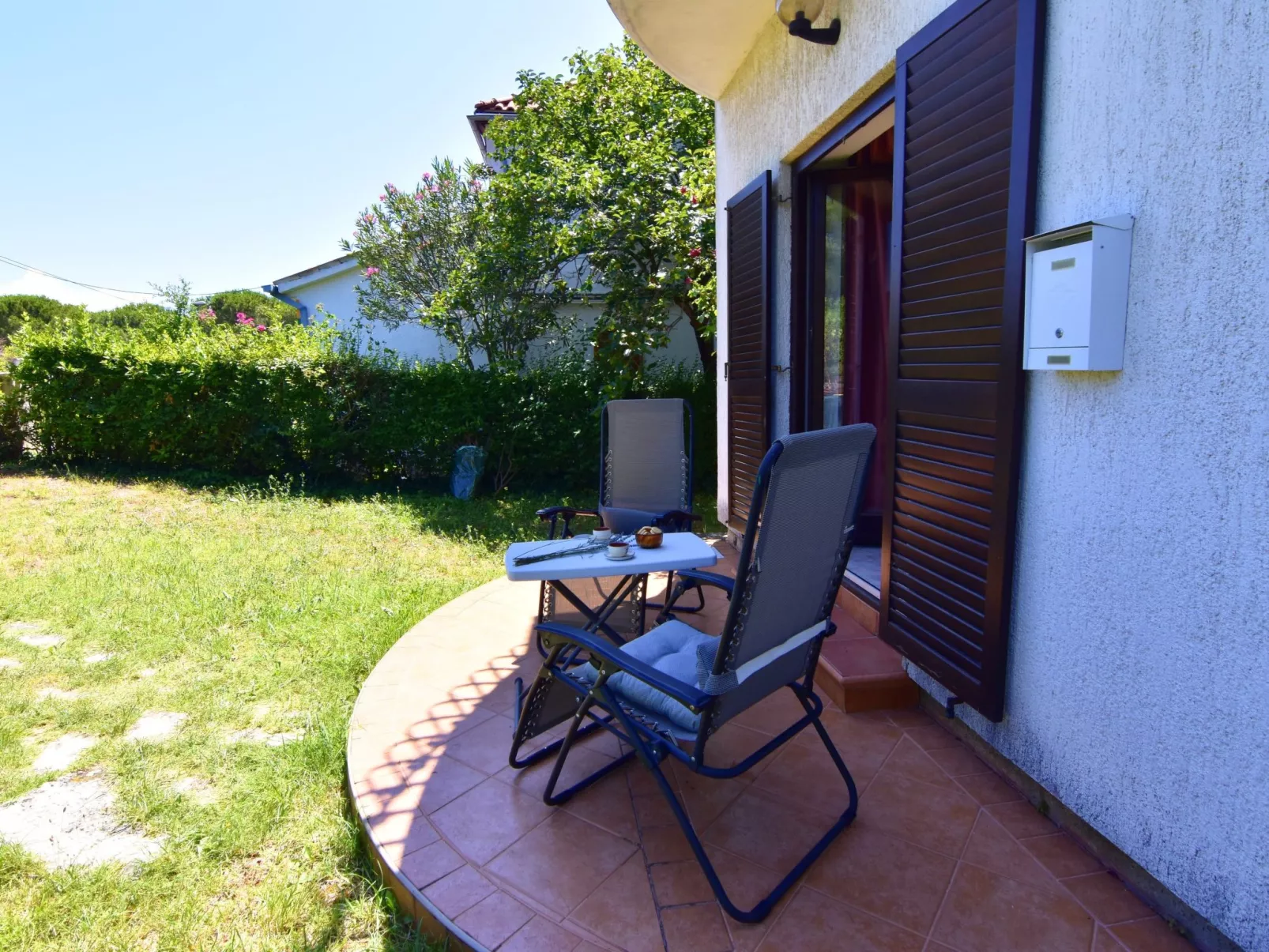 Vesna Peovic-Image-tags.info