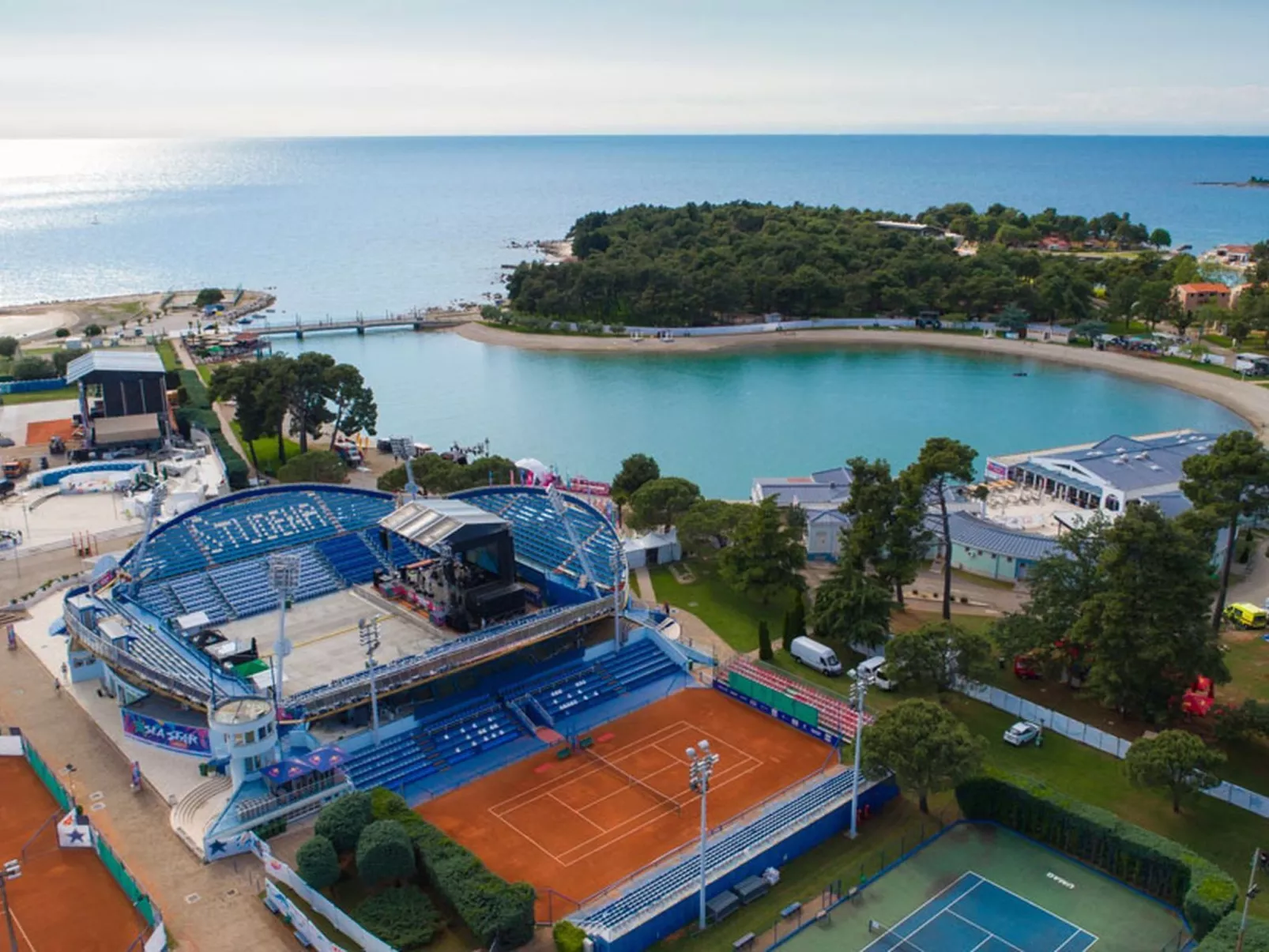 Apartment Nika1 Umag mit Pool und Whirlpool 400 Meter vom Strand entfernt - Outside