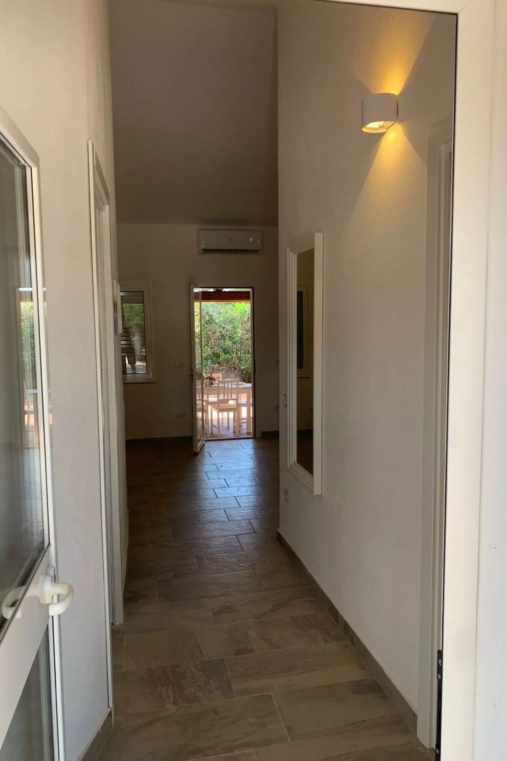 Haus Ulysses in der Nähe des Meeres-Drinnen