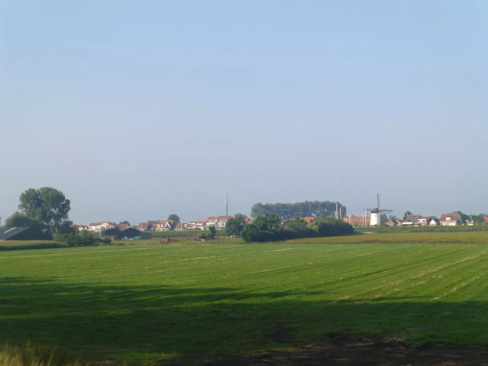 Neuer schöner Bungalow-Outside