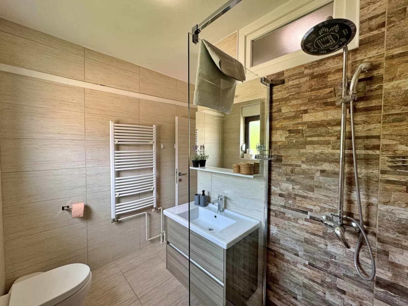 Apartment Rozi-Drinnen