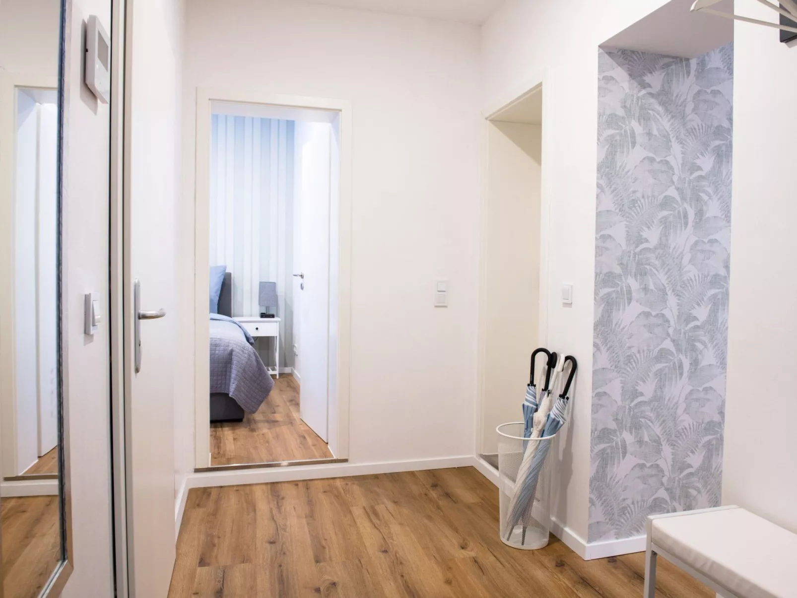 Kinas Suite EG-Drinnen