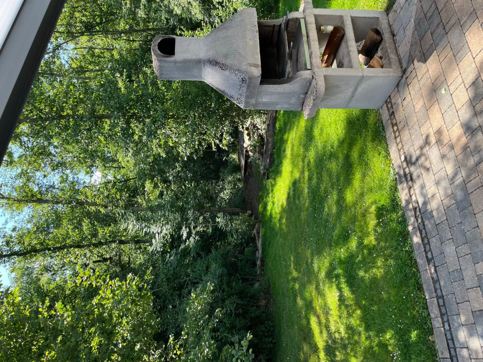 Familienfreundliches Haus mit großer Terrasse-Outside