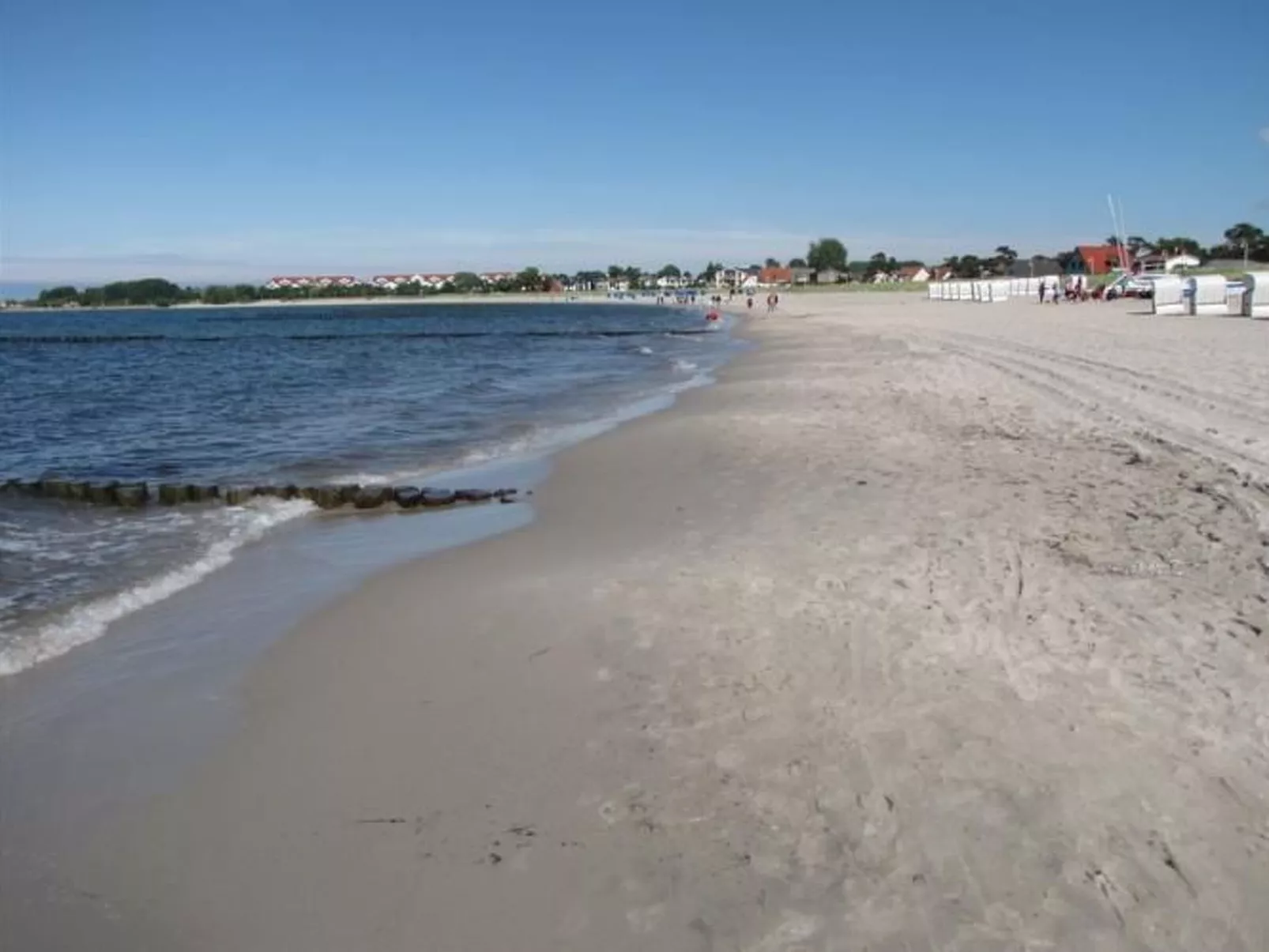 Mit Garten und Sauna-Outside