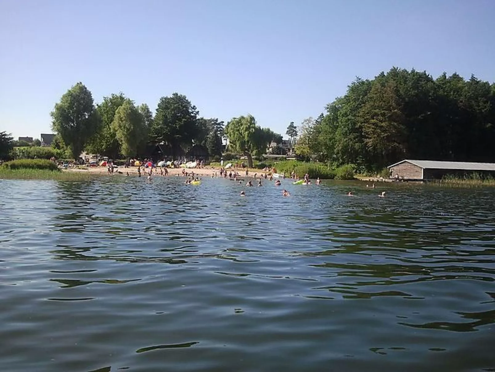 Lotte direkt am Plauer See-Dehors