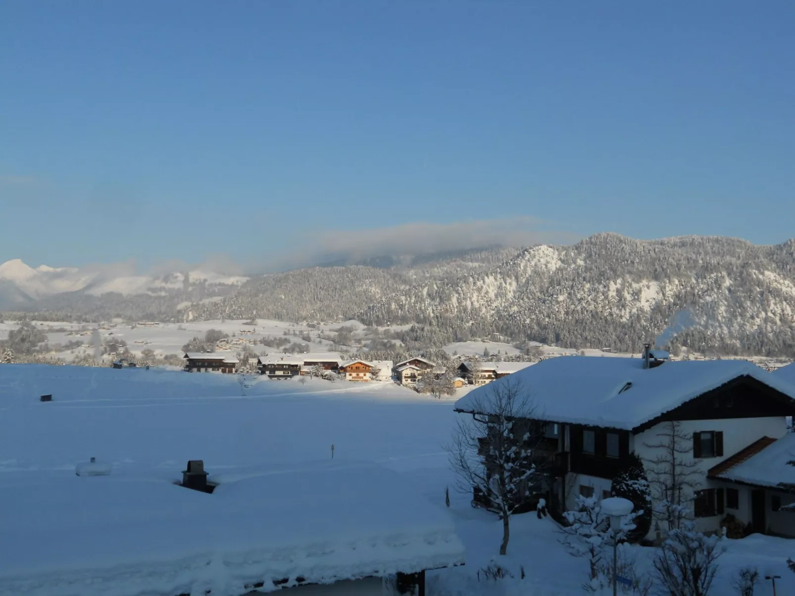 Komfortable Ferienwohnung mit herrlichem Bergblick-Image-tags.info