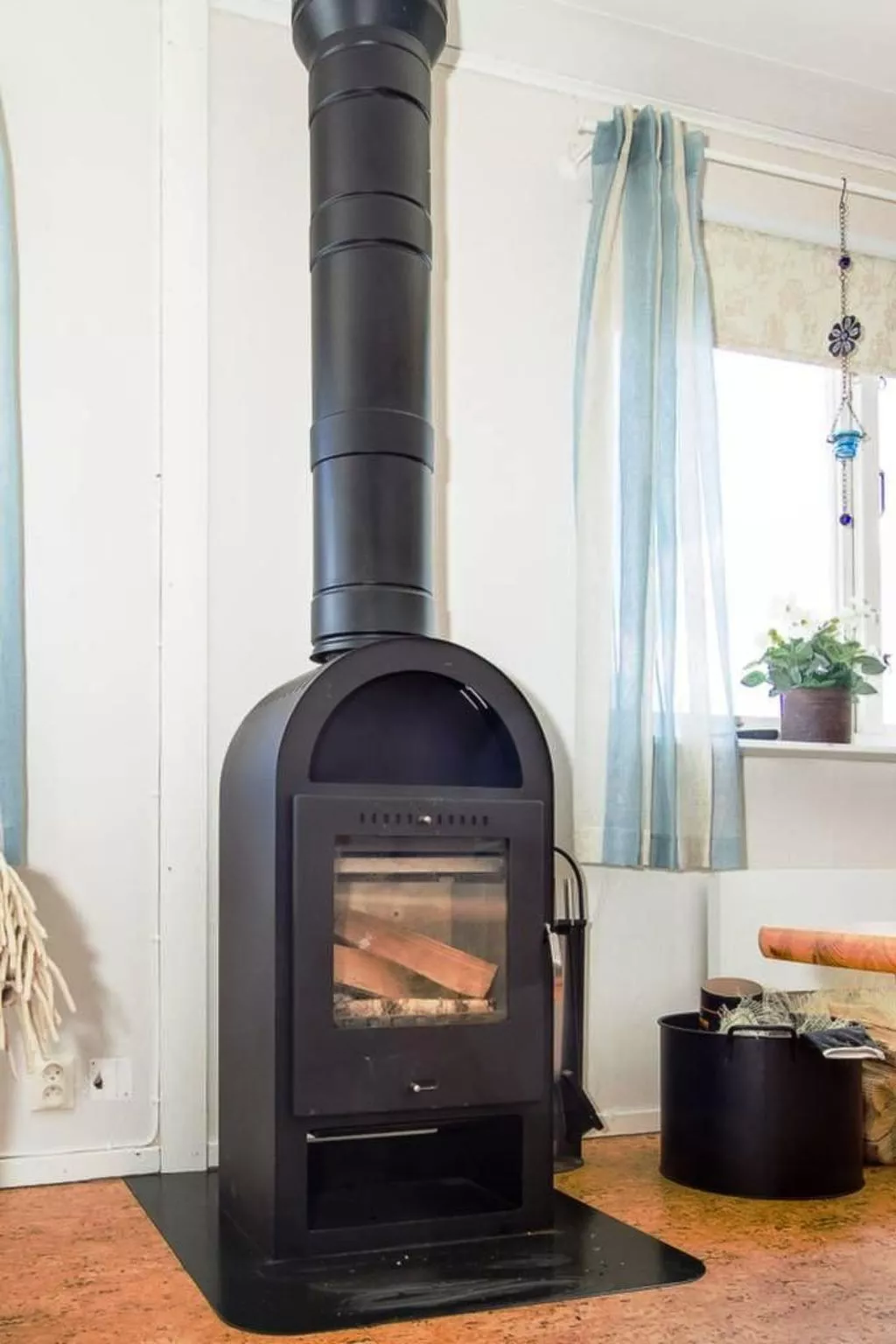 Tolles Ferienhaus in Sunne mit Großer Terrasse-Drinnen