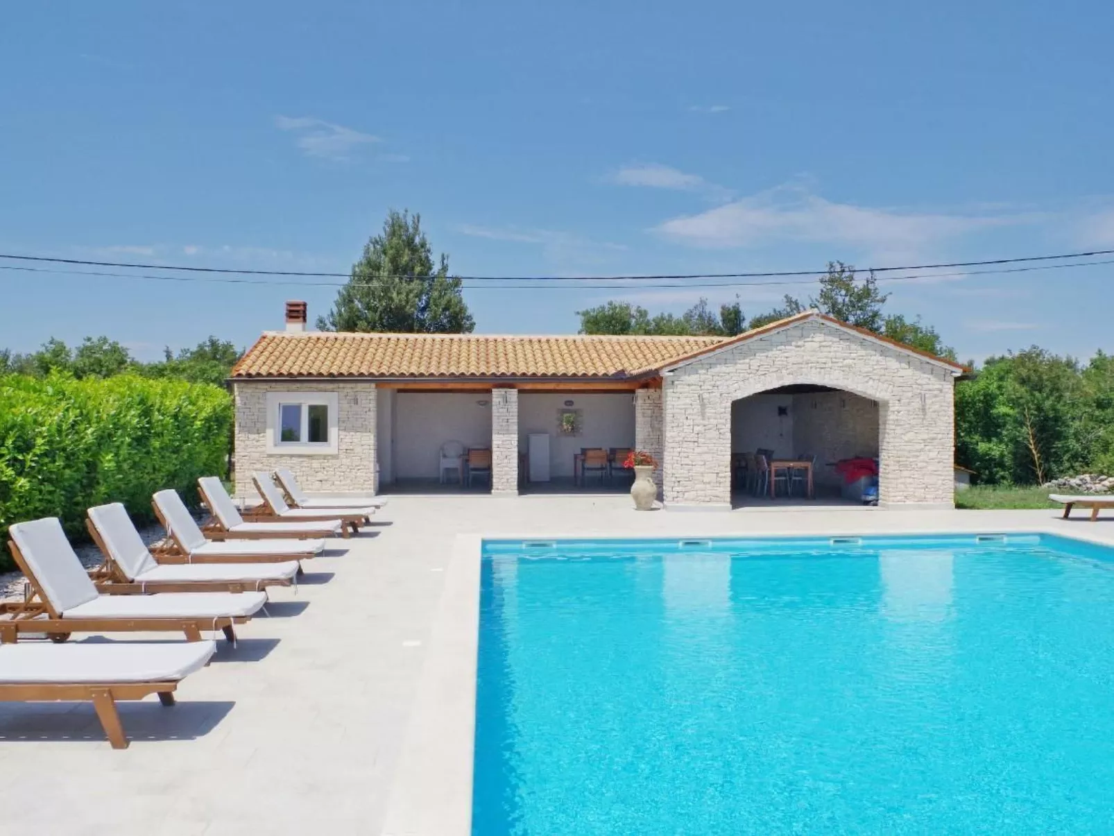 In Rakalj mit Grill, Garten und Terrasse-Dehors