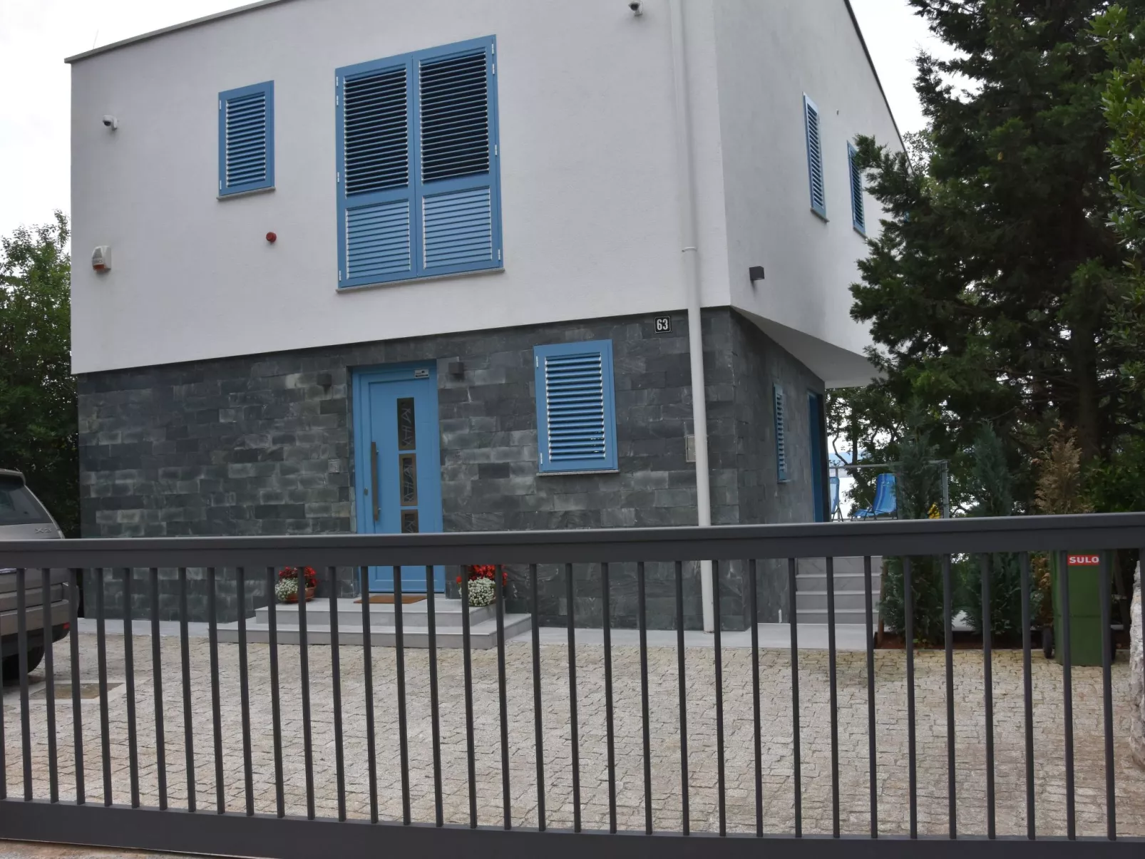 Ferienvilla mit Whirlpool-Draußen