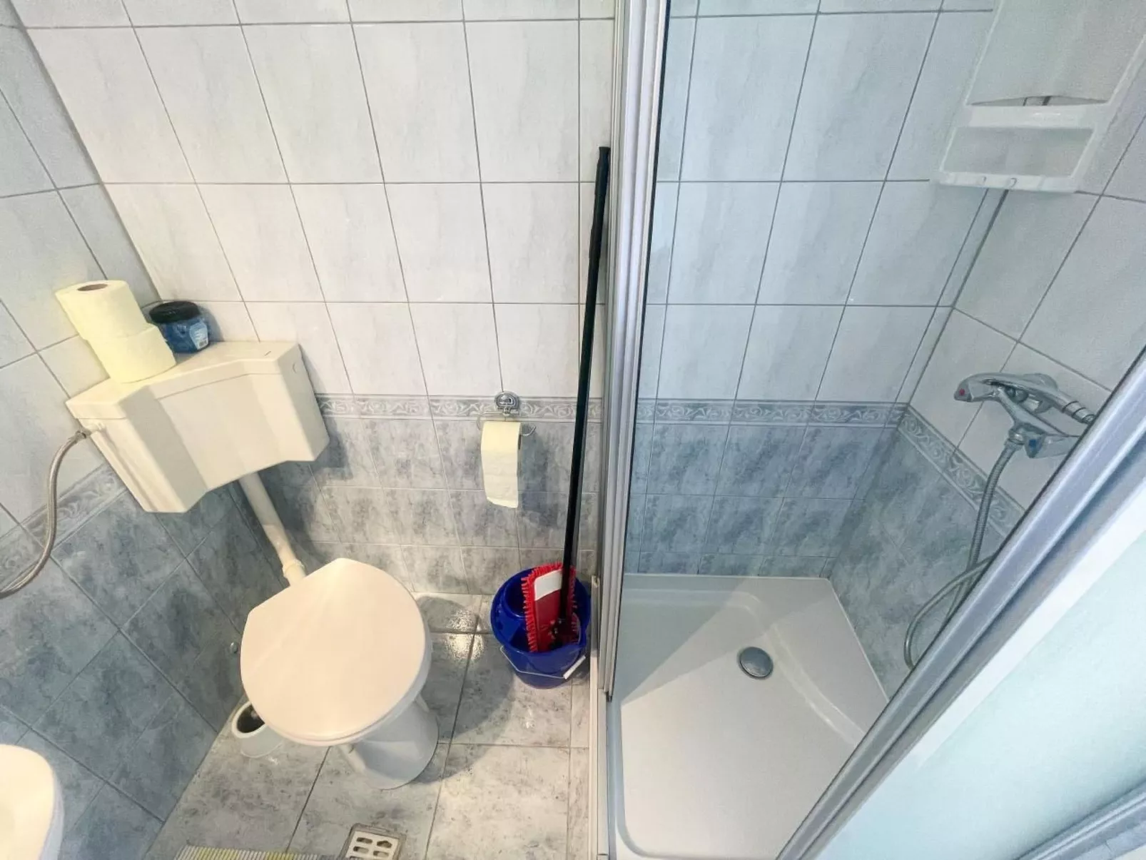 Kate 2-Image-tags.info