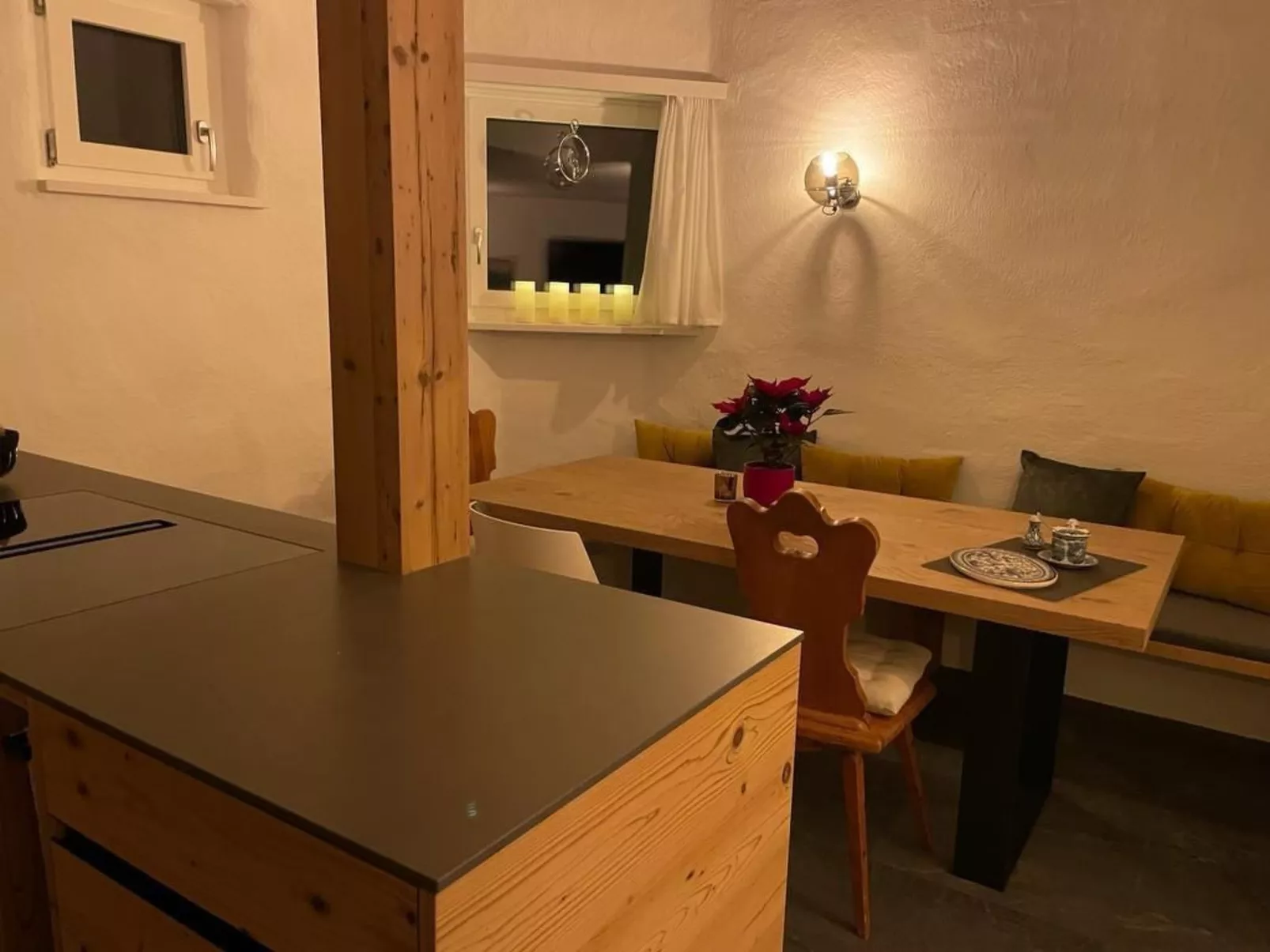 Chesa Tschuetta-Inside