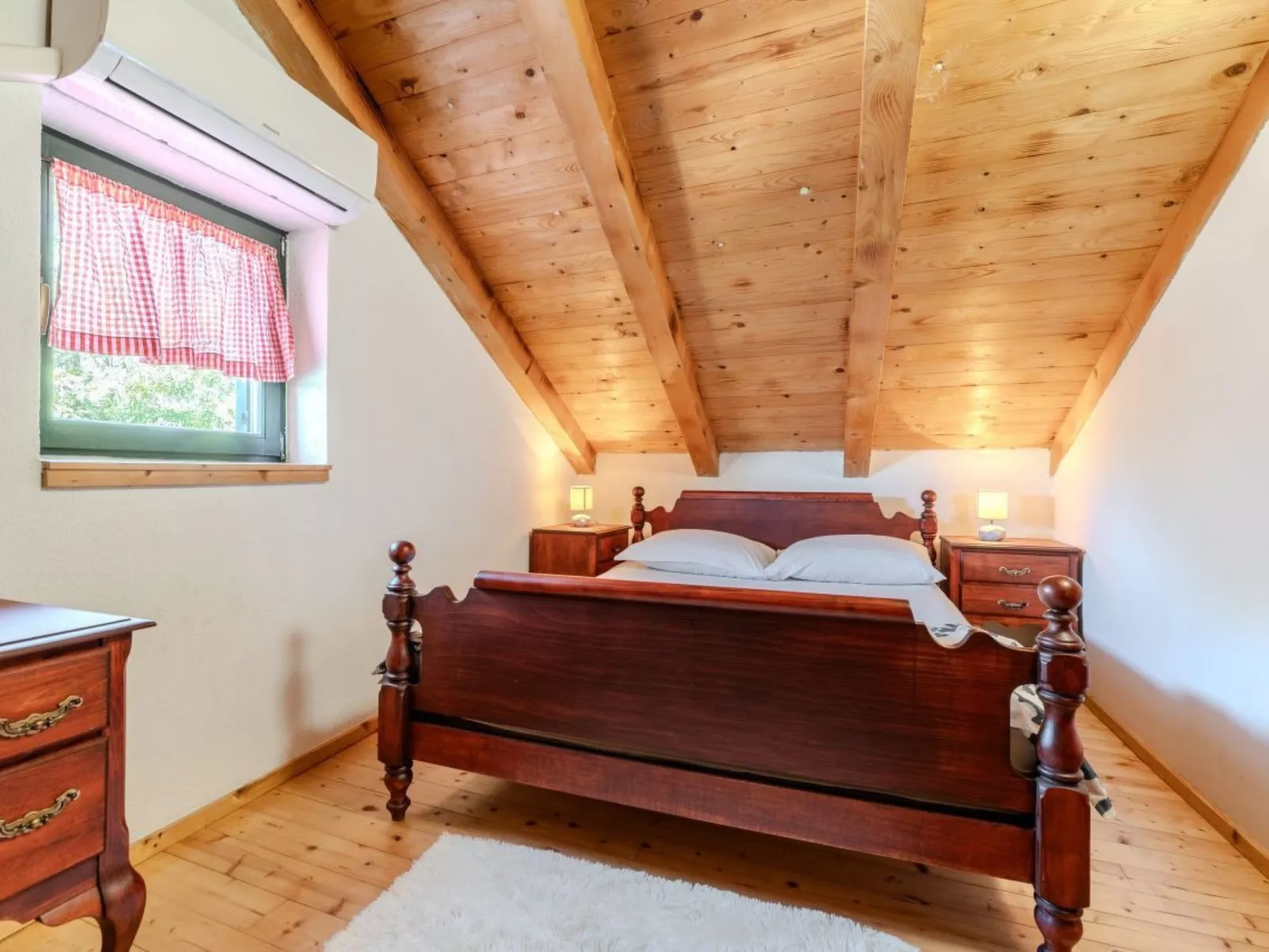 Orhideja - Agentur TA Leut-Drinnen