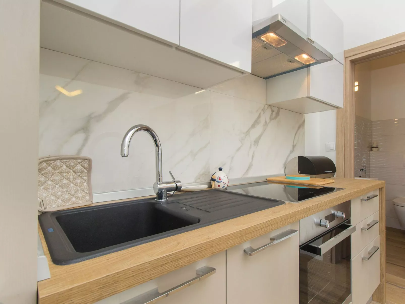 "Appartement Nr. 5".-Inside