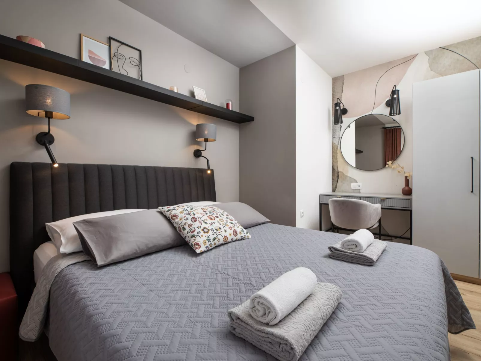 Gästezimmer Tina 6-Drinnen