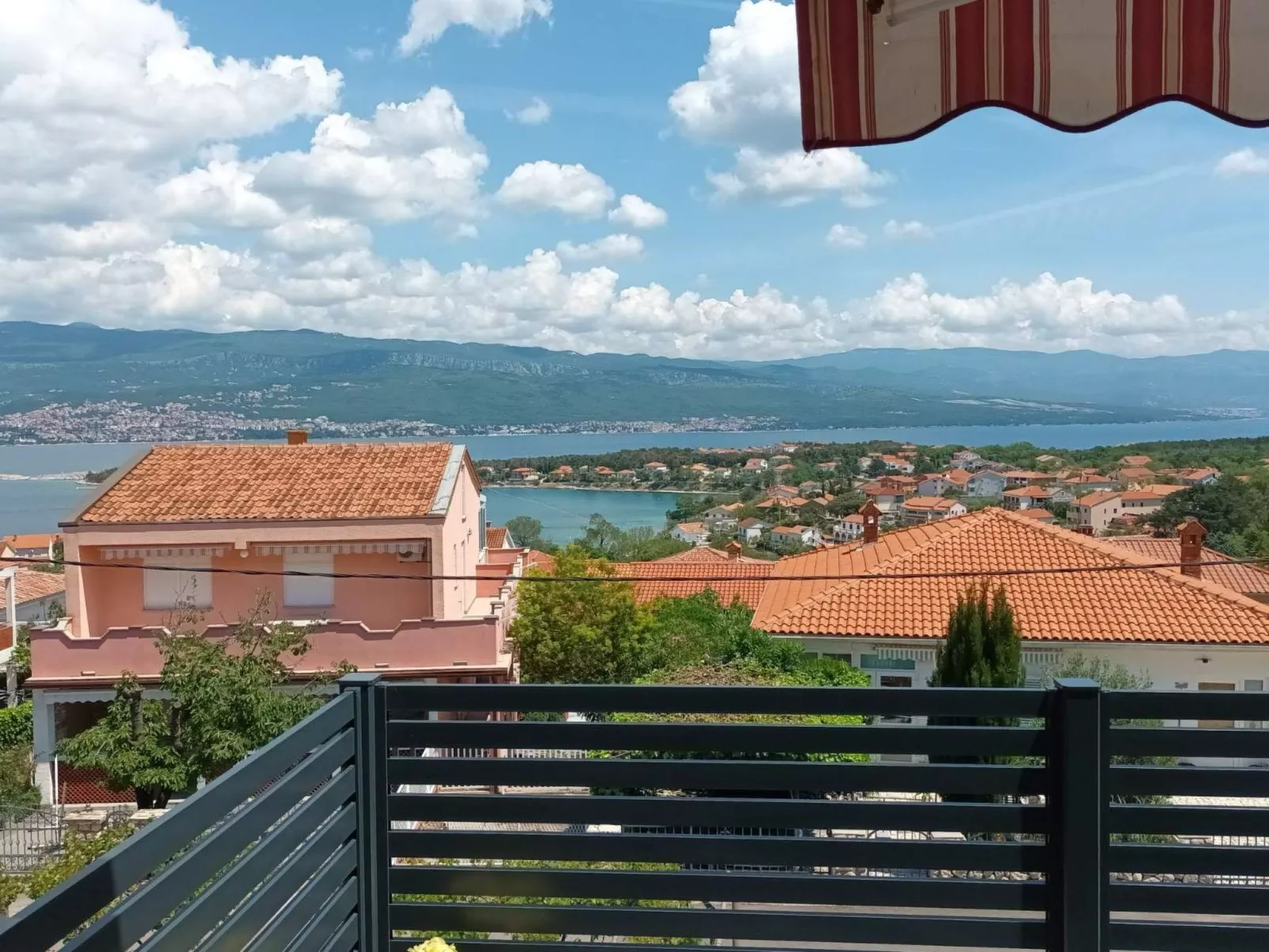 Moderne Wohnung Grzetic-Dehors