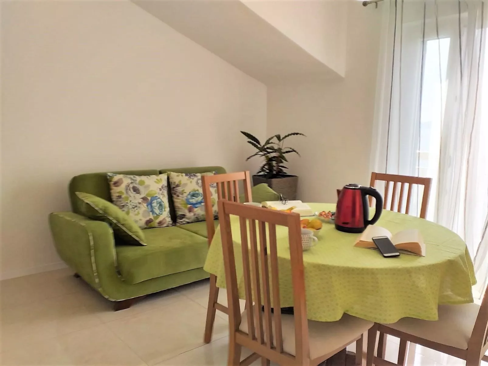 Beheizter Infinity-Pool, Wohnung mit Meerblick3-Inside