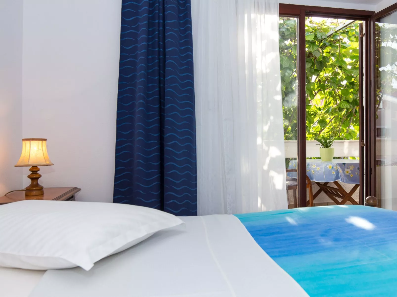 Apartment mit 1 Schlafzimmer und Balkon für 2 Personen-Image-tags.info