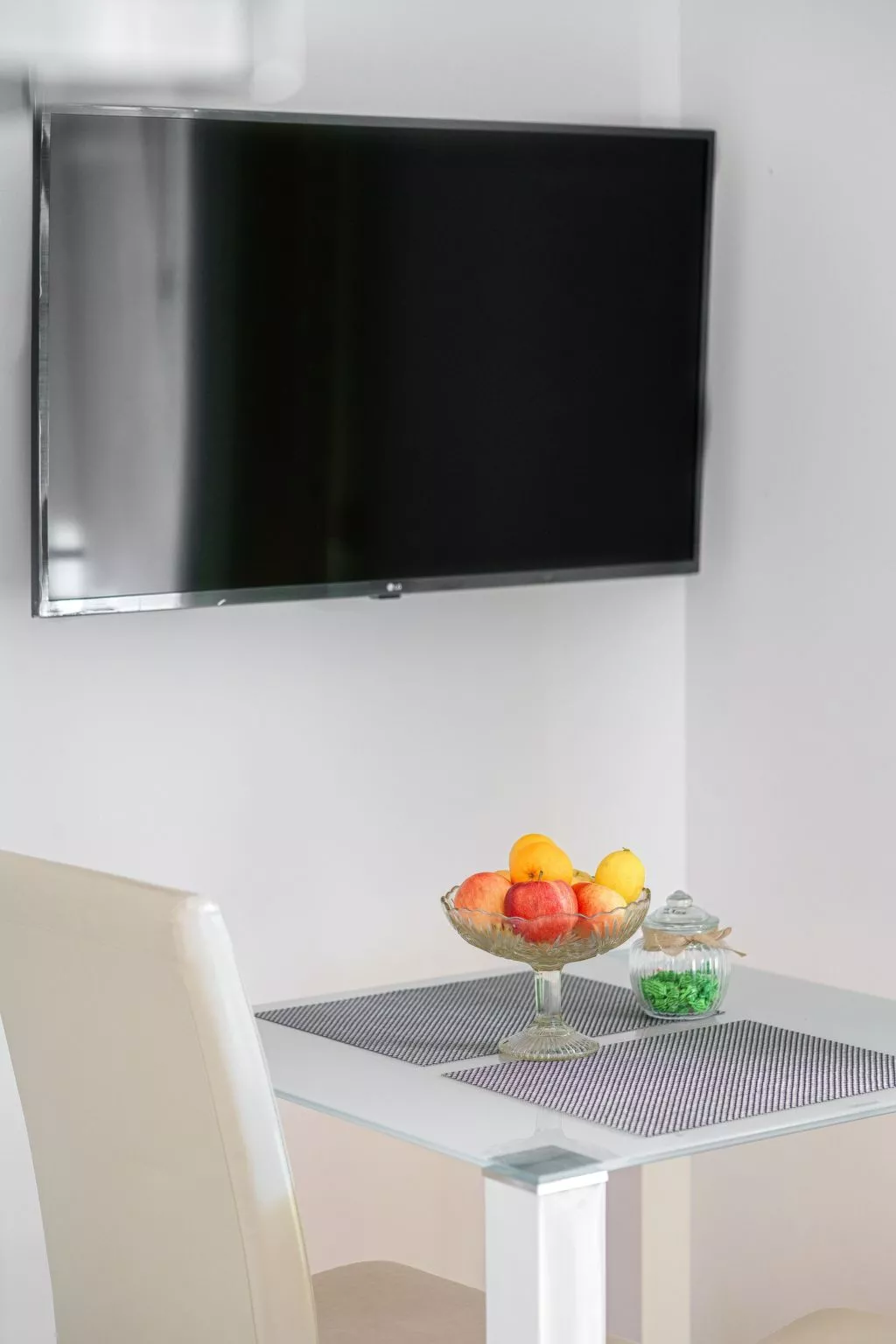 Wohnung in Vodice mit Grill-Drinnen