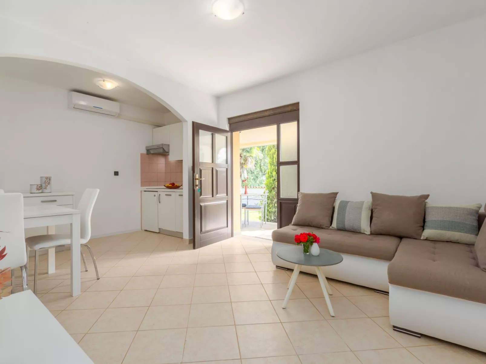 Residence Adelia 2-Drinnen