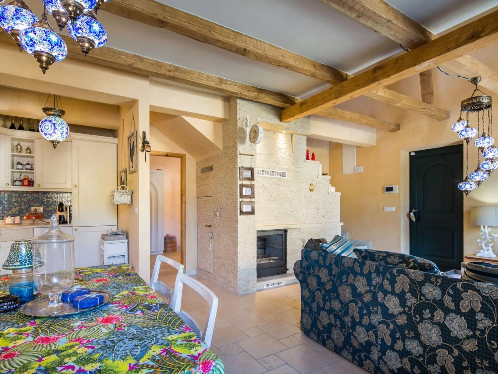 Villa Stonegate-Inside