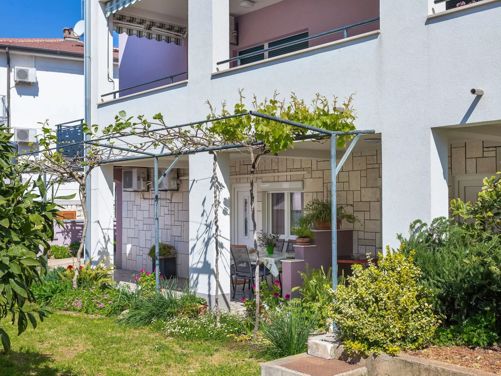 "Appartement Perka No.1"-Image-tags.info