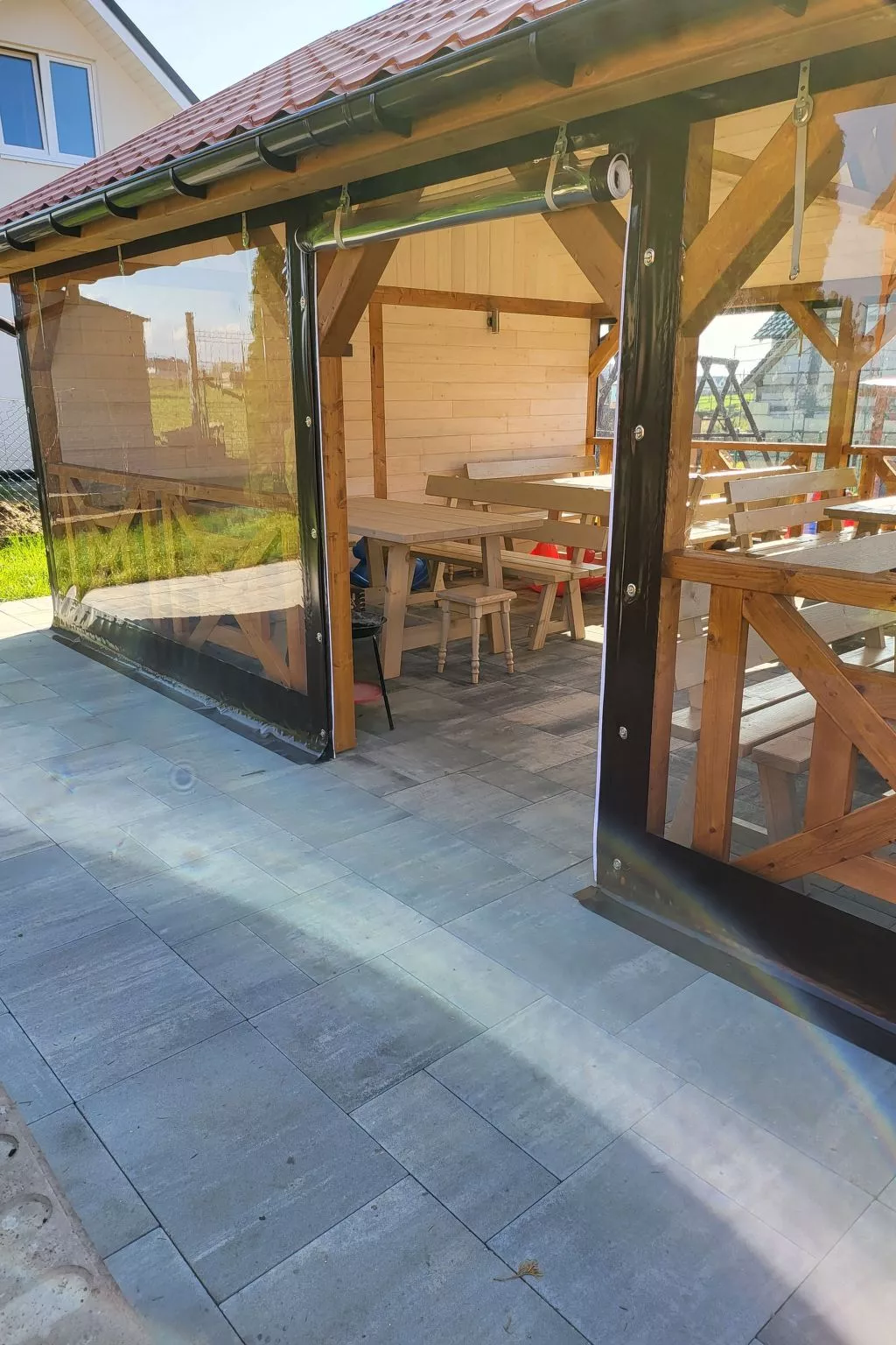 "Cottage2" in einem eingezäunten Gebiet-Draußen