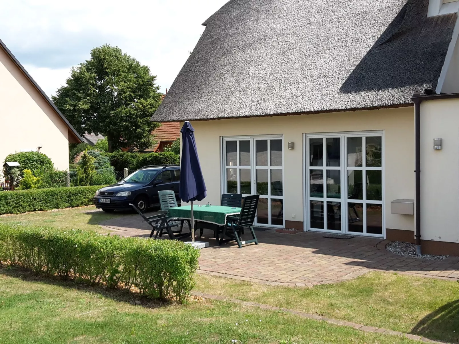 Tante Waltraut in Garz auf Usedom-Draußen